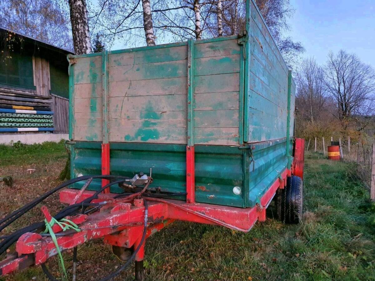 Abschiebewagen mit hydraulischem Kratzboden 2