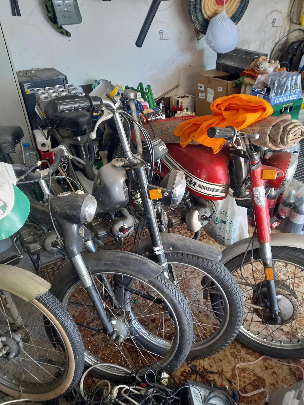 Puch Mopeds und Ersatzteile 2