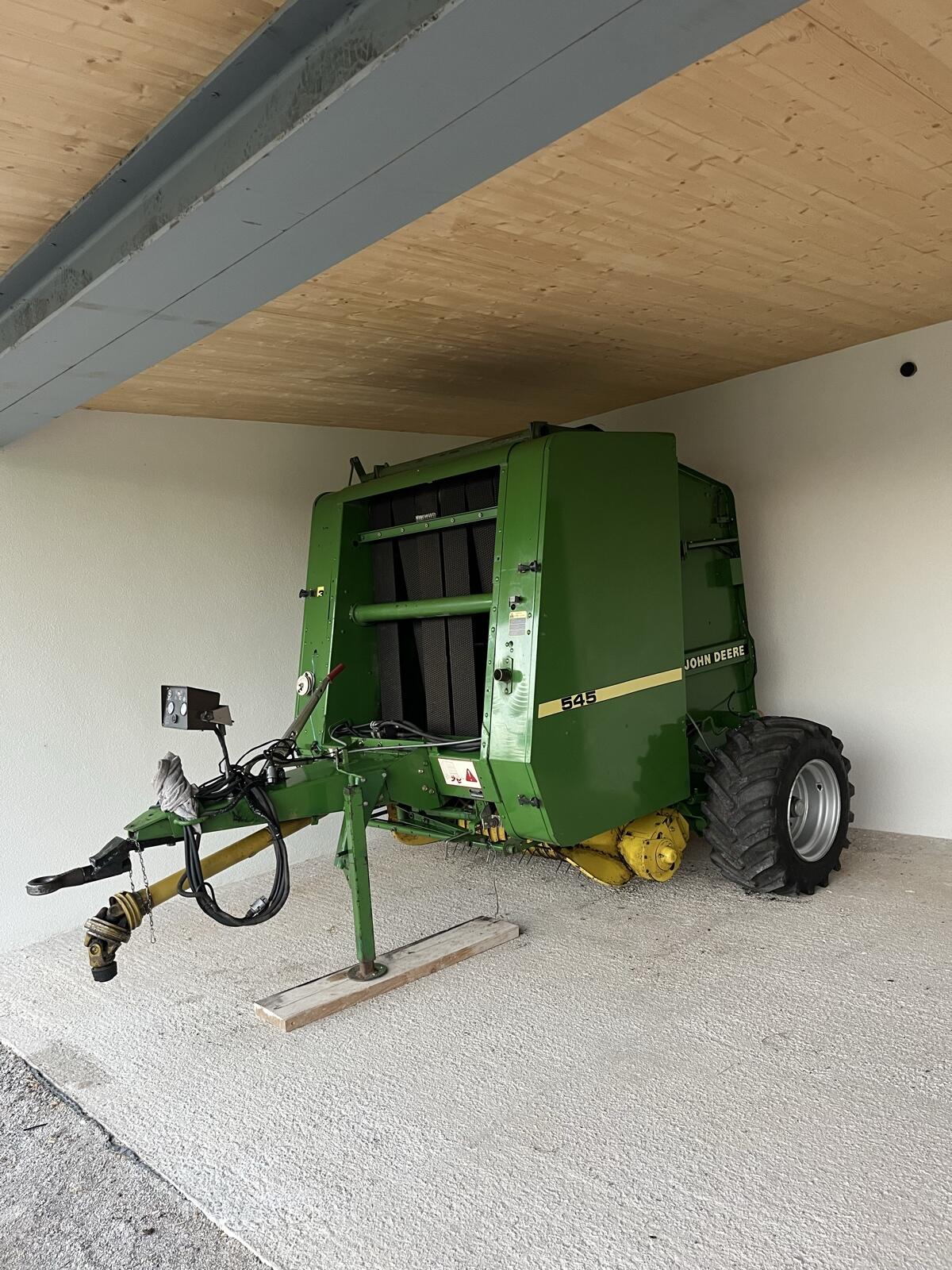 John Deere 545 Rundballenpresse 2