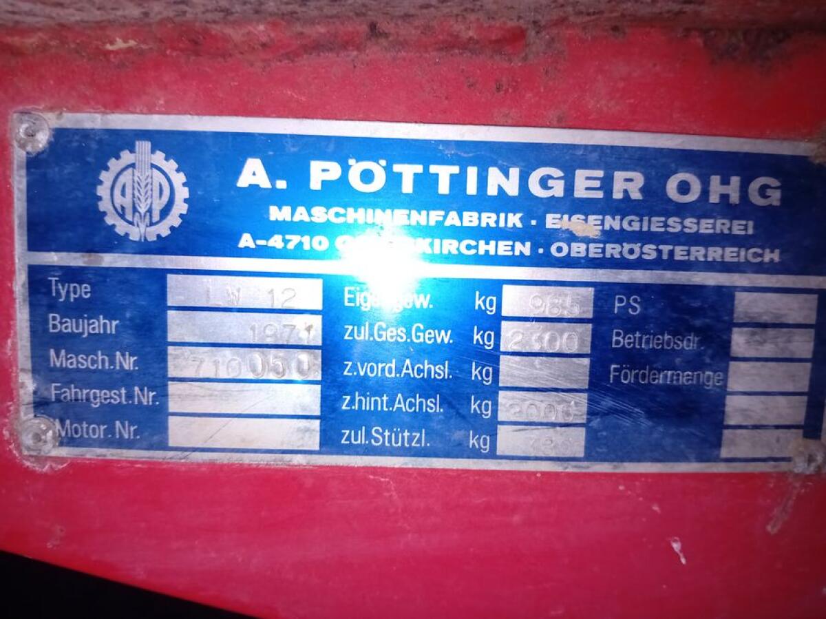 Pöttinger Ladewagen Typ 15 2