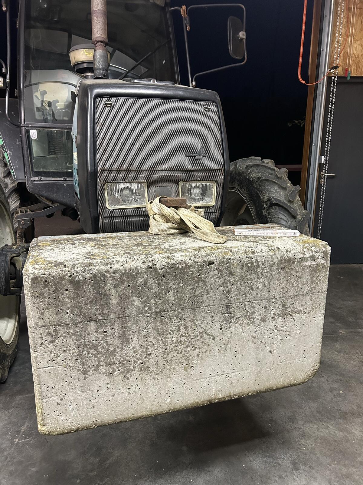 Frontgewicht Valmet Valtra 2