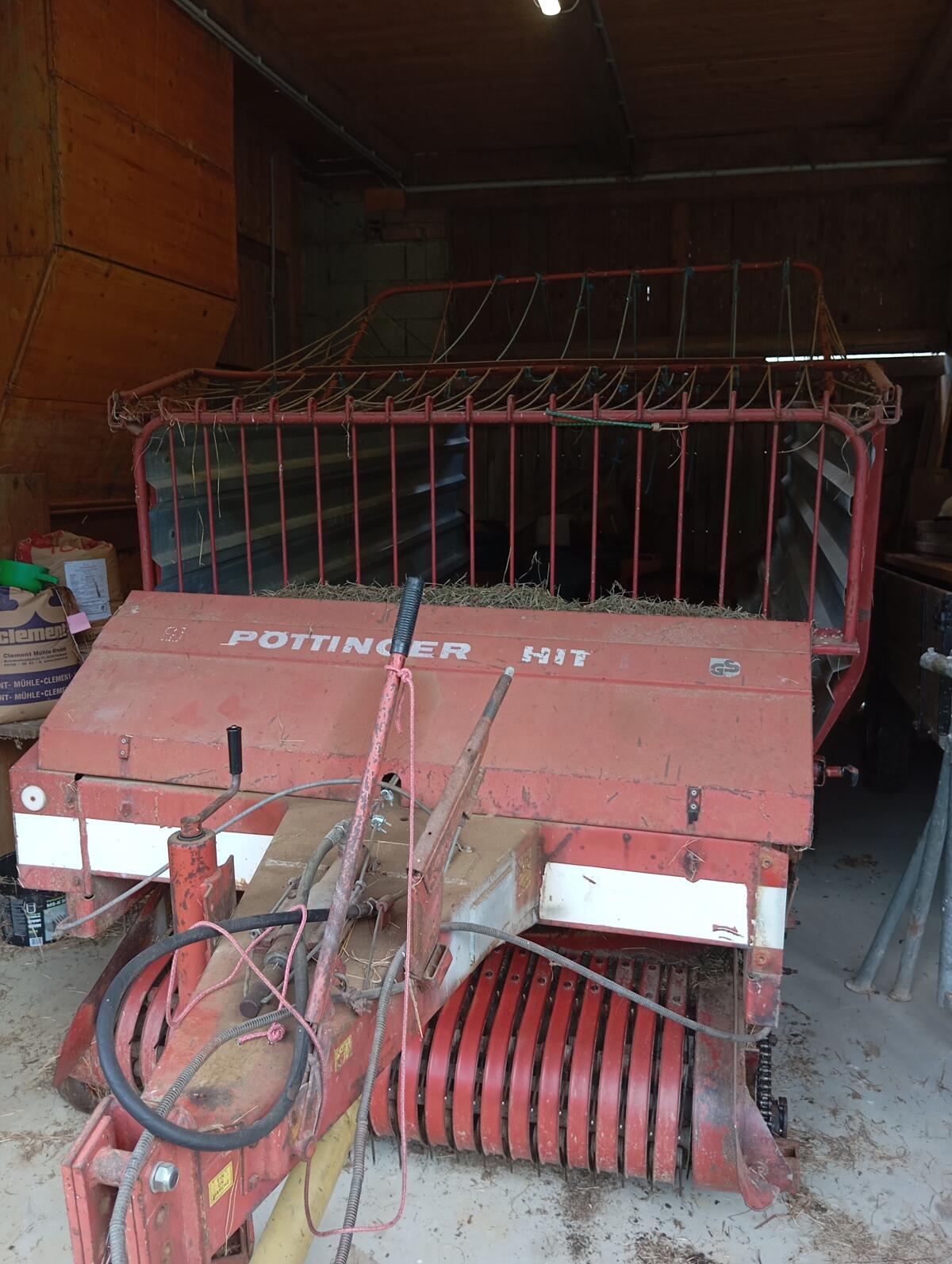 Ladewagen Pöttinger 2