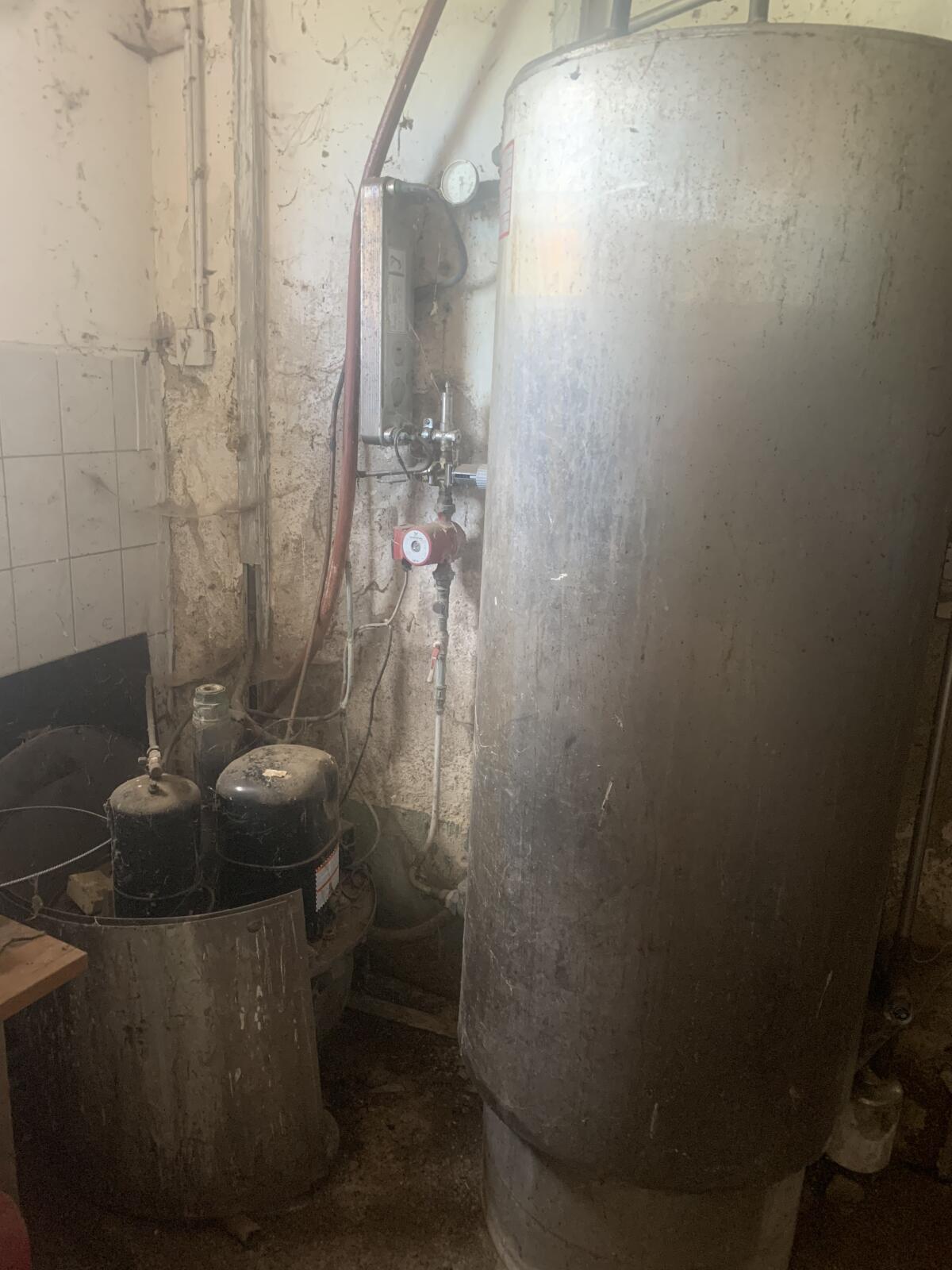 Milchtank Müller 1.100 l mit Wärmerückgewinnung und Spülung 3