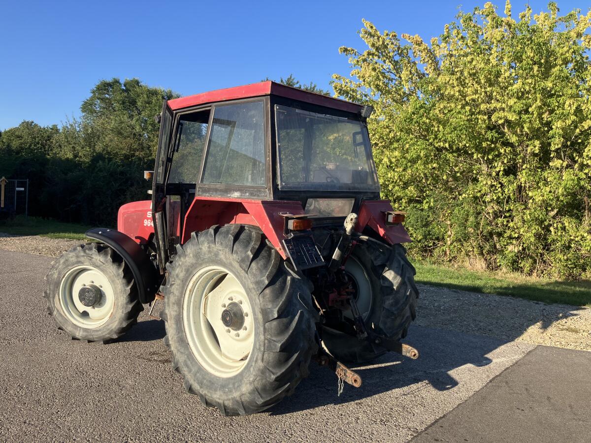 Steyr 964E Bj. 2001 6.500 Bstd. 3