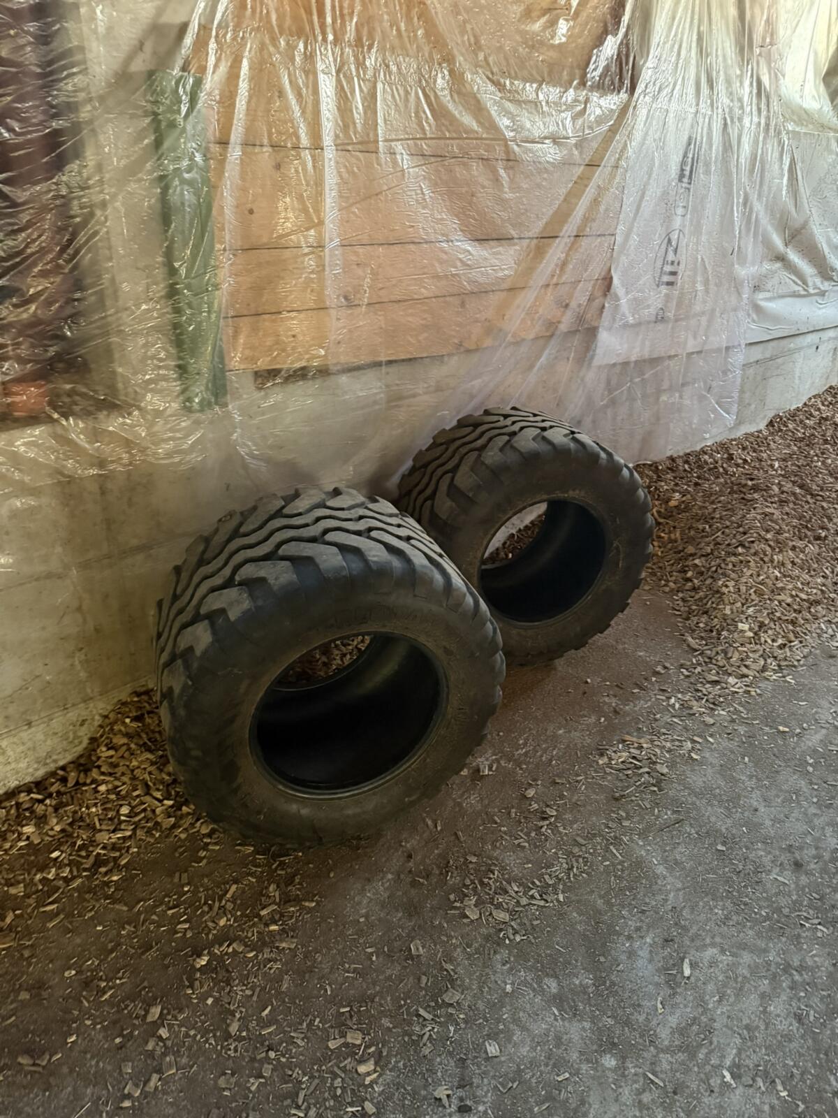 Vredestein Flotation 480/45-17 1