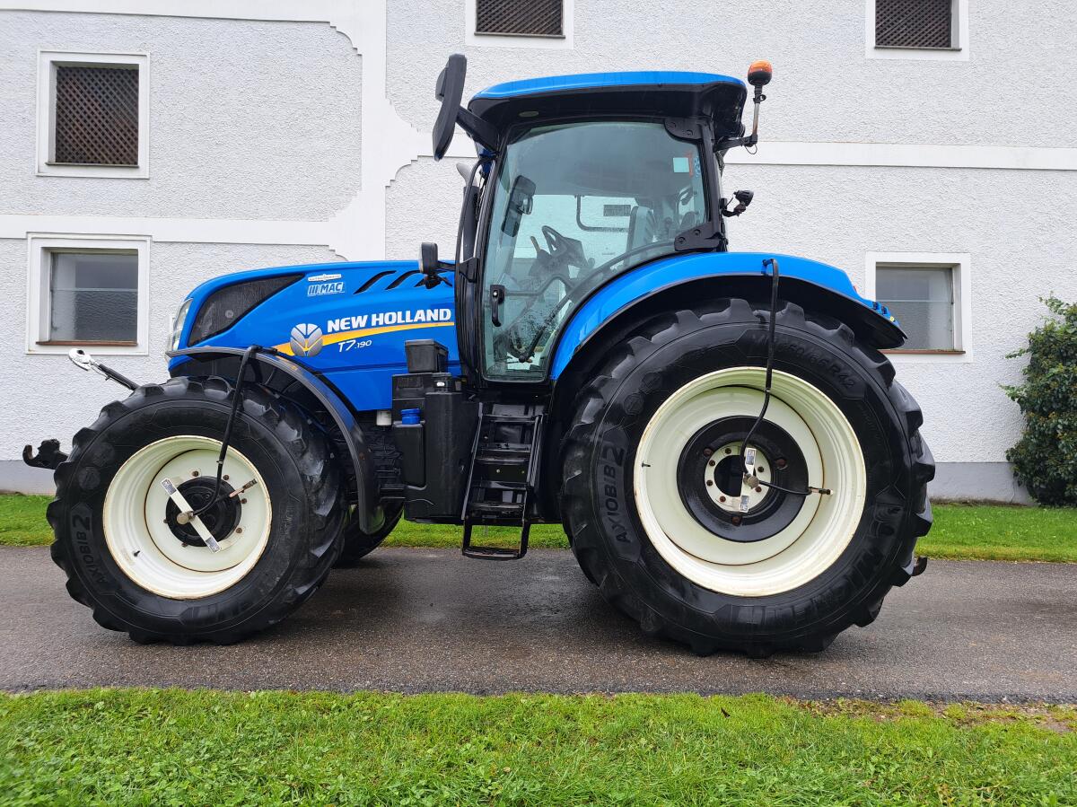 New Holland T7.190 AC 1