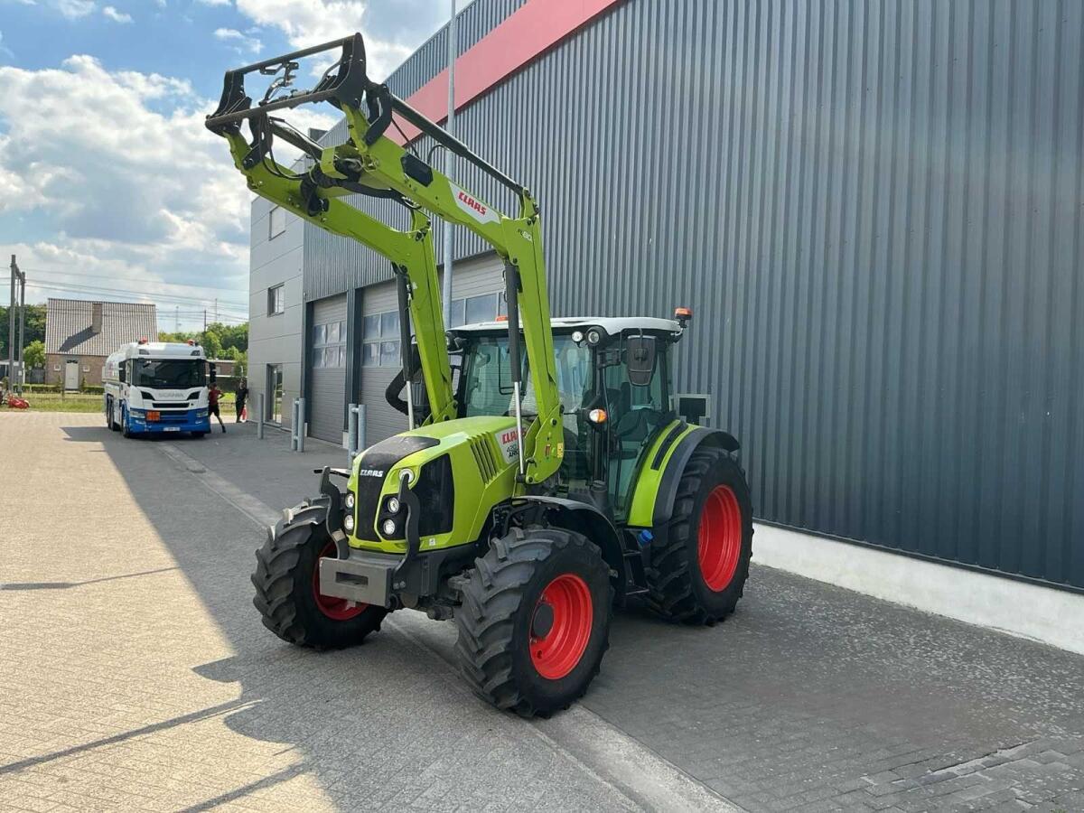 Claas Arion 420 2