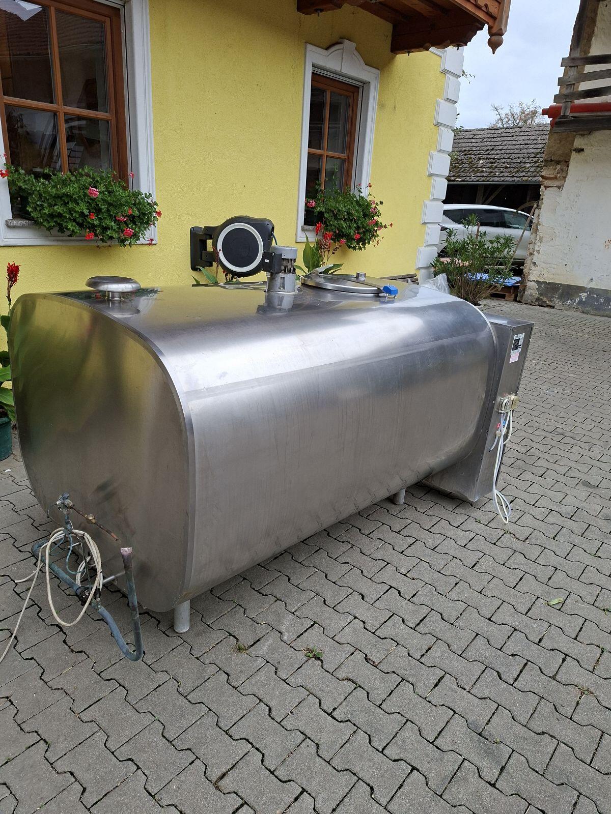 Milchtank 2