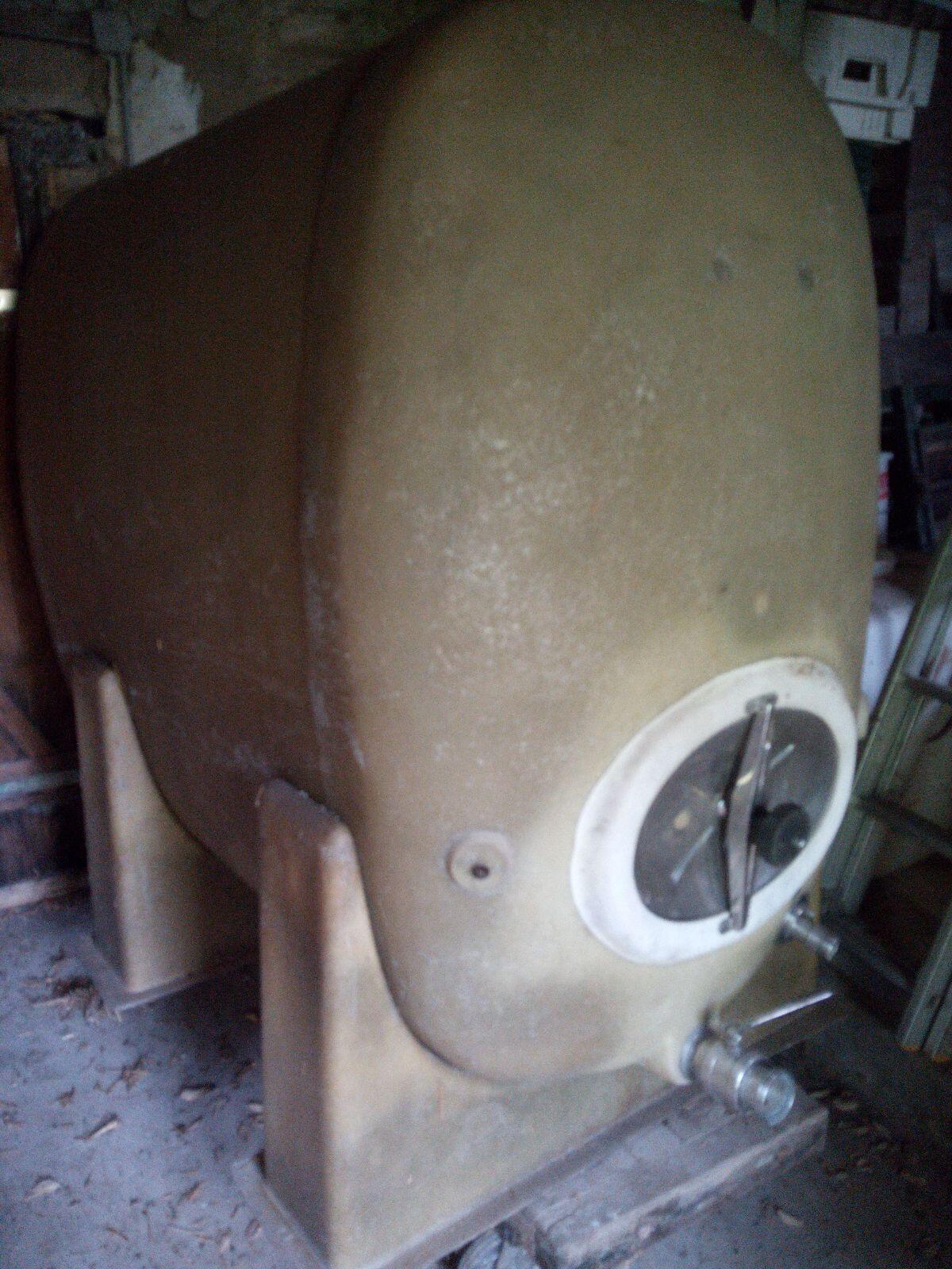 Weintank 2.000 l 3