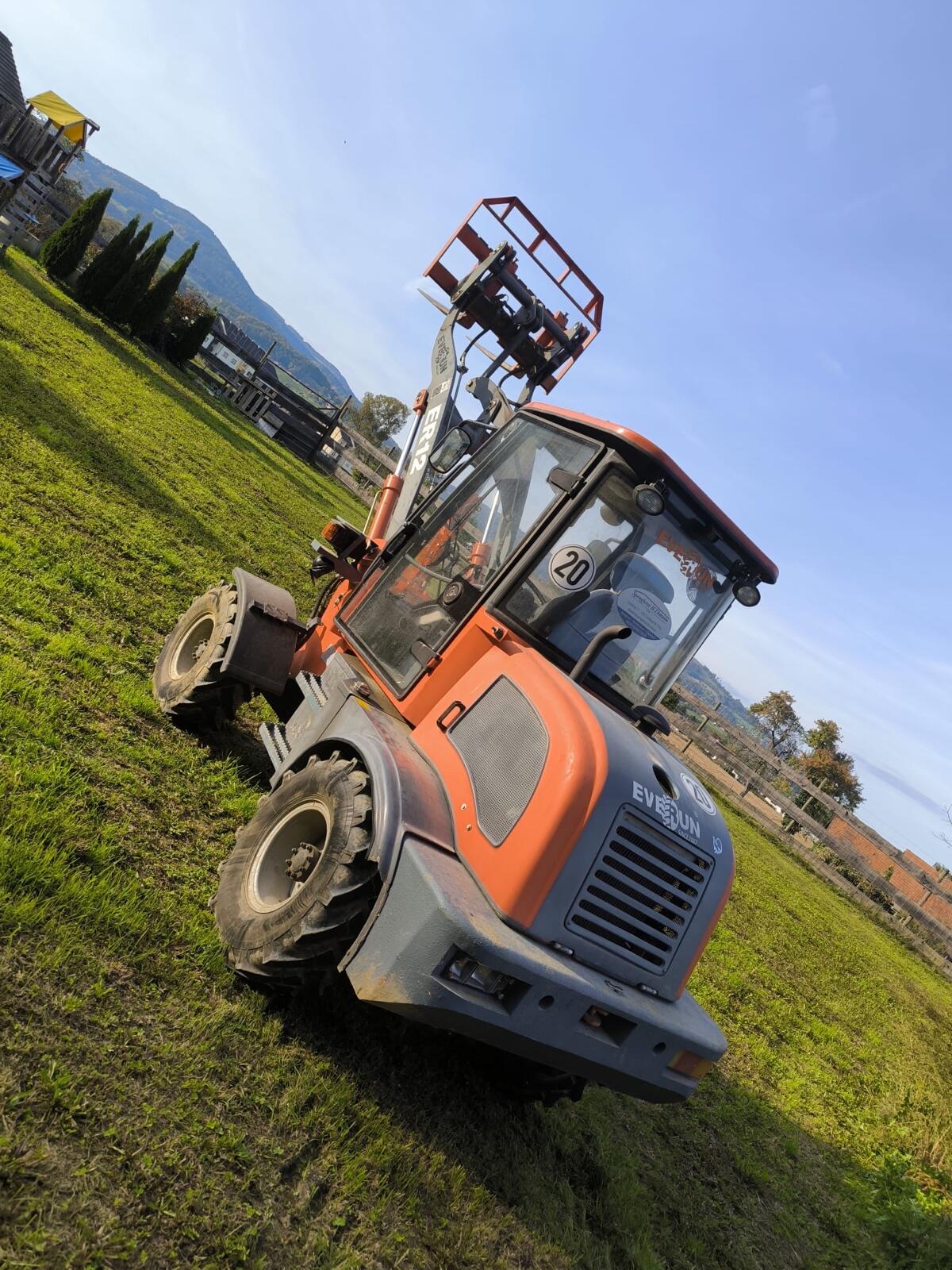 Hoflader Everun ER12 2