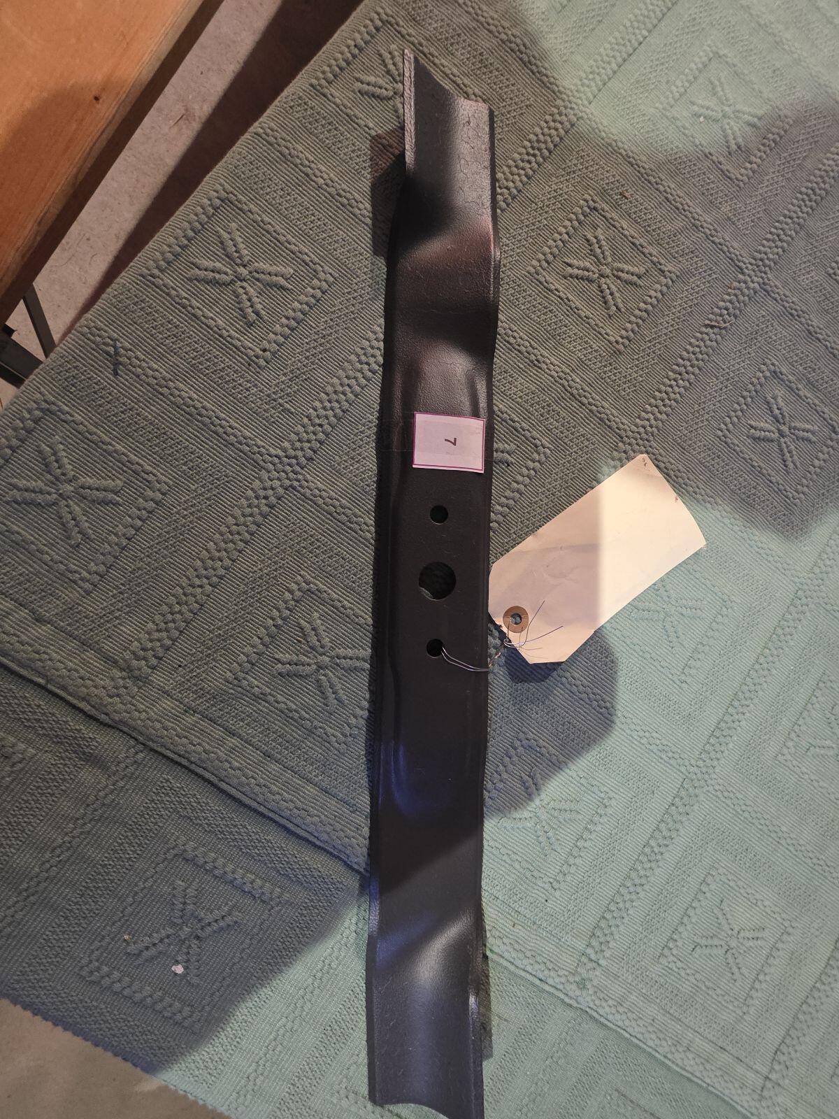 Rasenmähermesser 1
