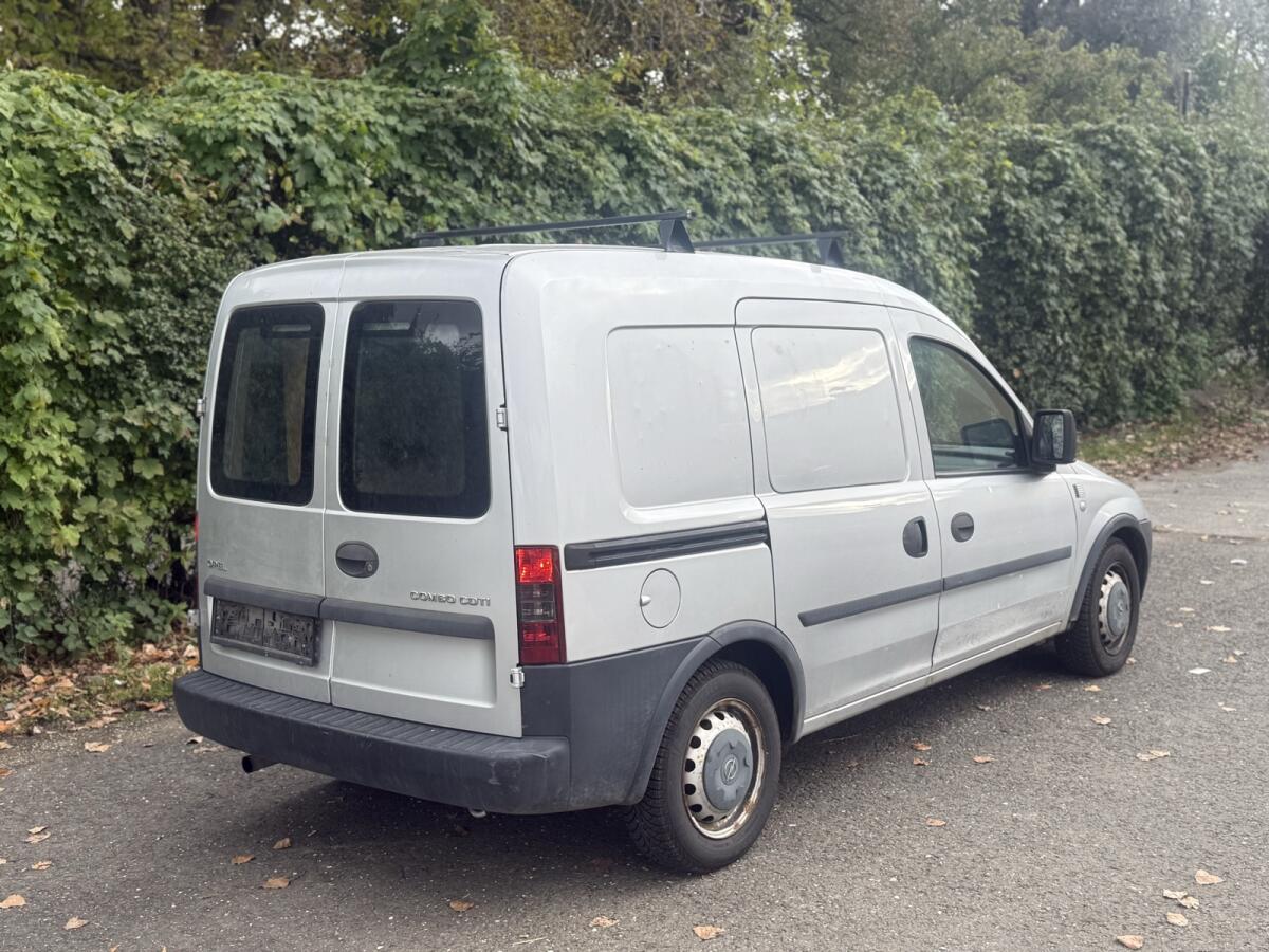 Opel Combo 1