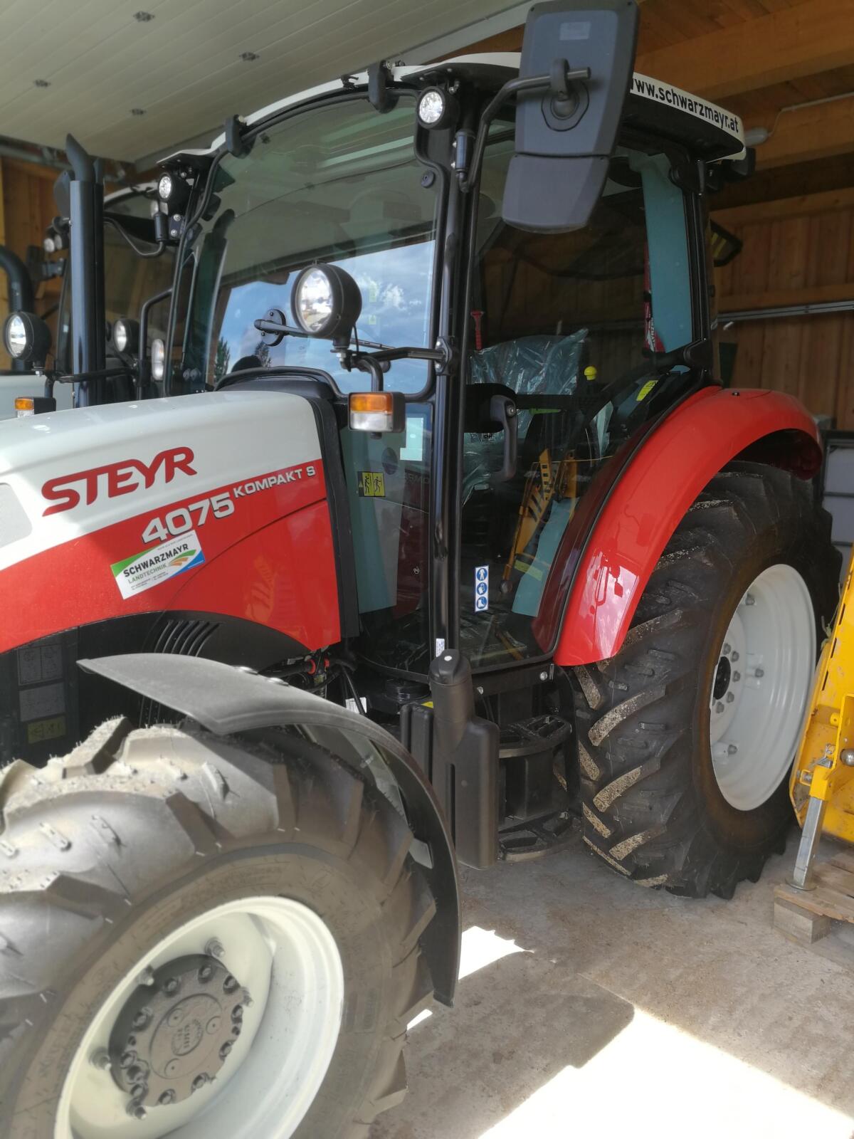 Verkaufe Traktor Steyr 4075S 2