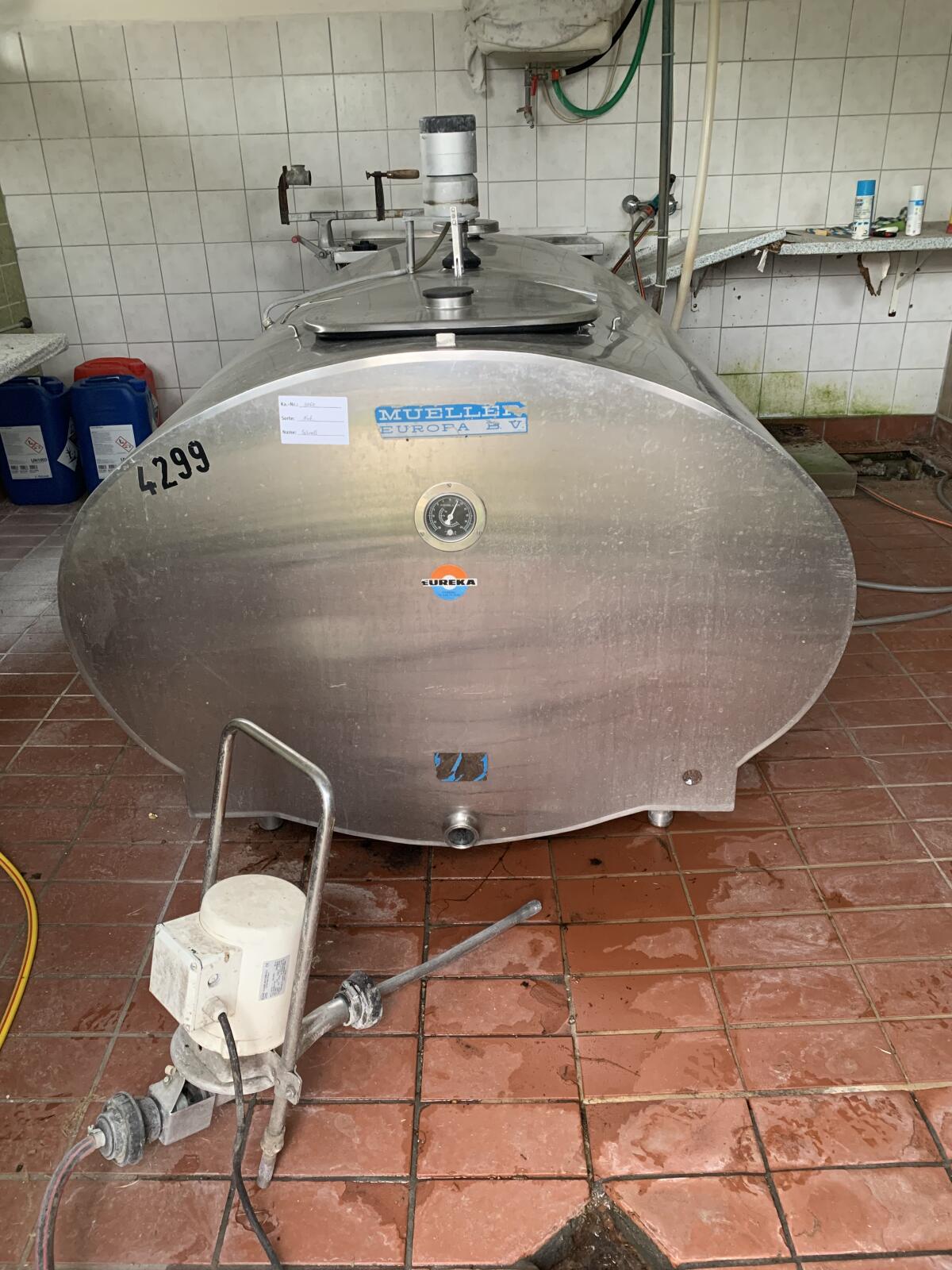 Milchtank Müller 1.100 l mit Wärmerückgewinnung und Spülung 2