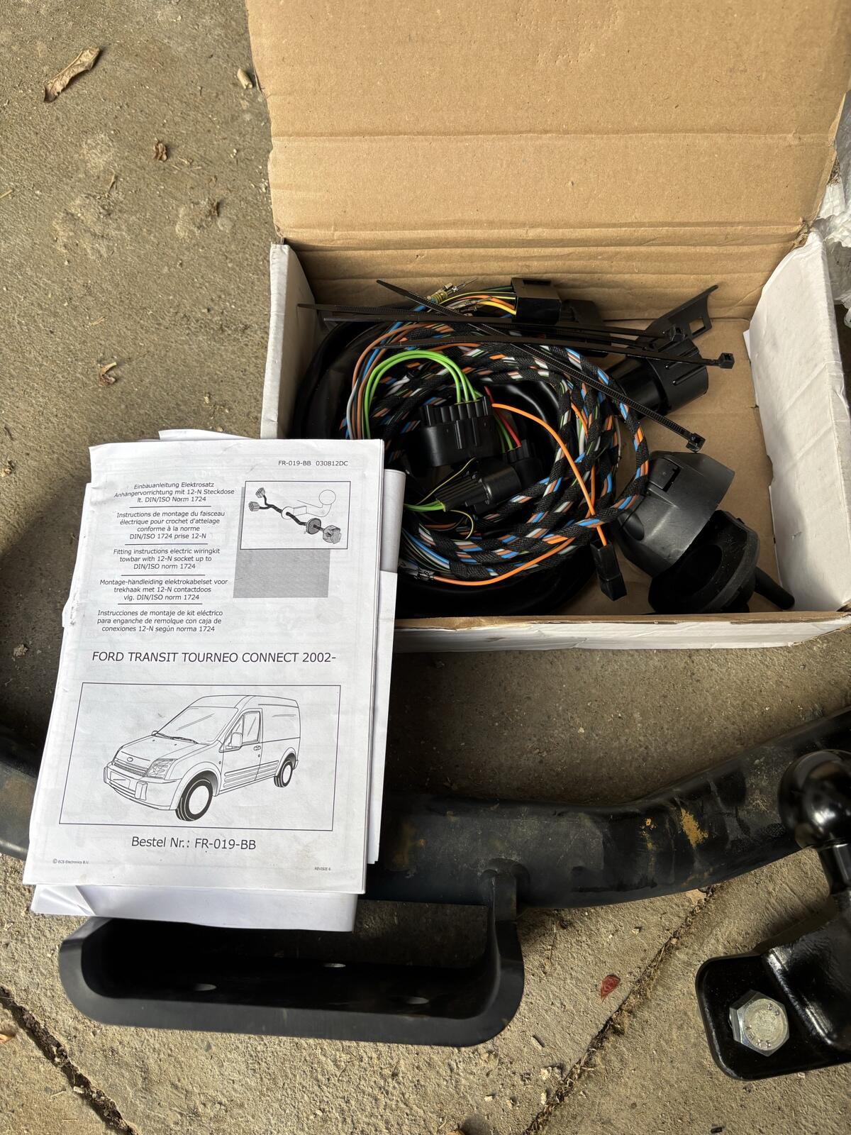 Anhängekupplung Ford Transit/Tourneo Connect 3