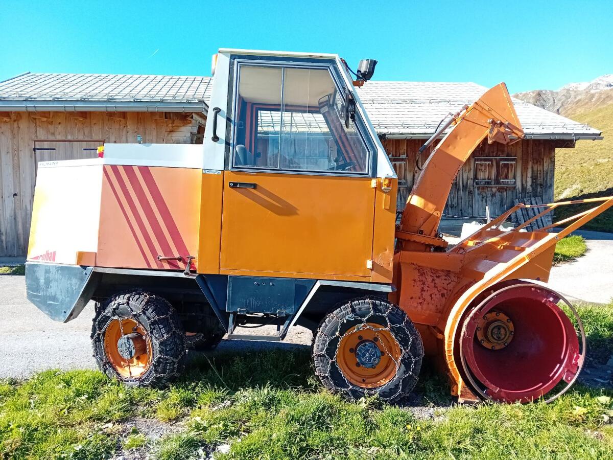 Rolba R200F Schneefräse 2
