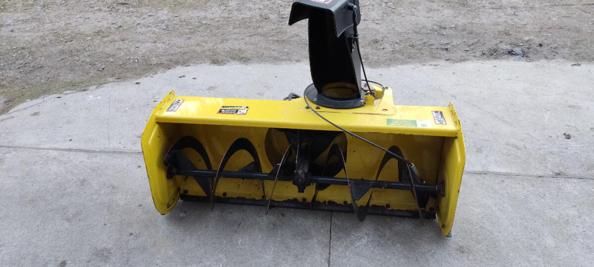 John Deere Schneefräse X-Serie 2