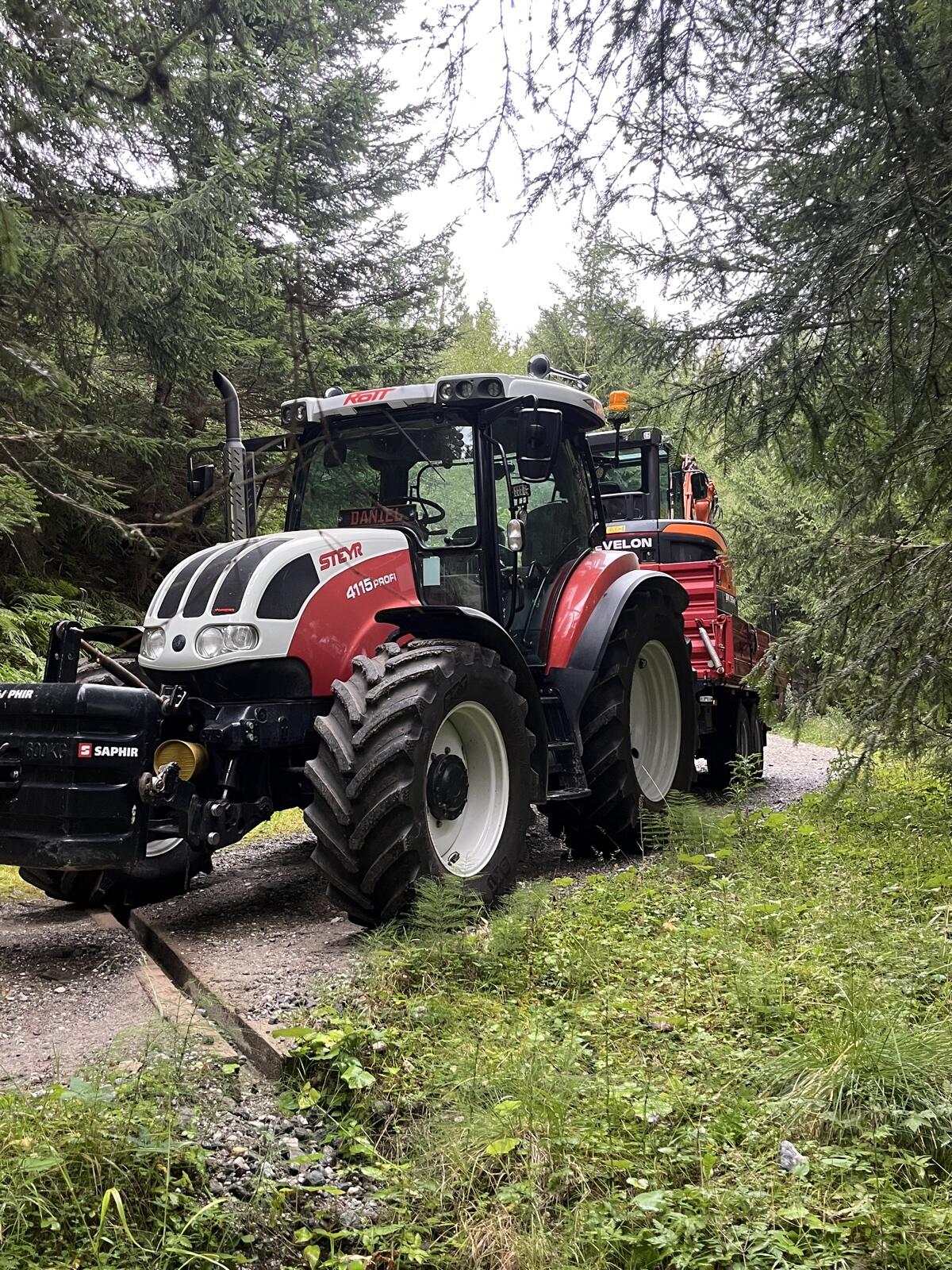 Steyr 4115 Profi 1