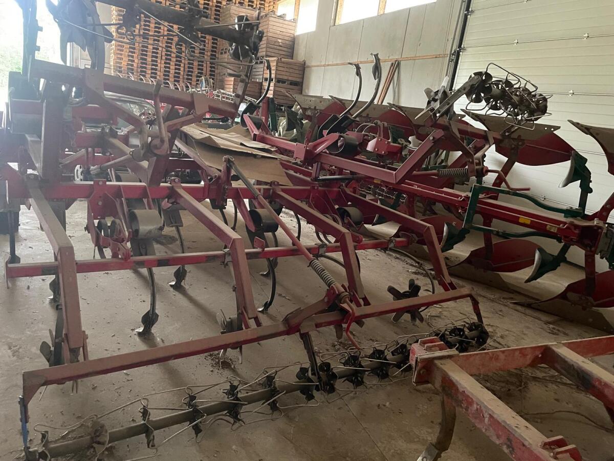 Verkaufe Kongskilde Grubber 3