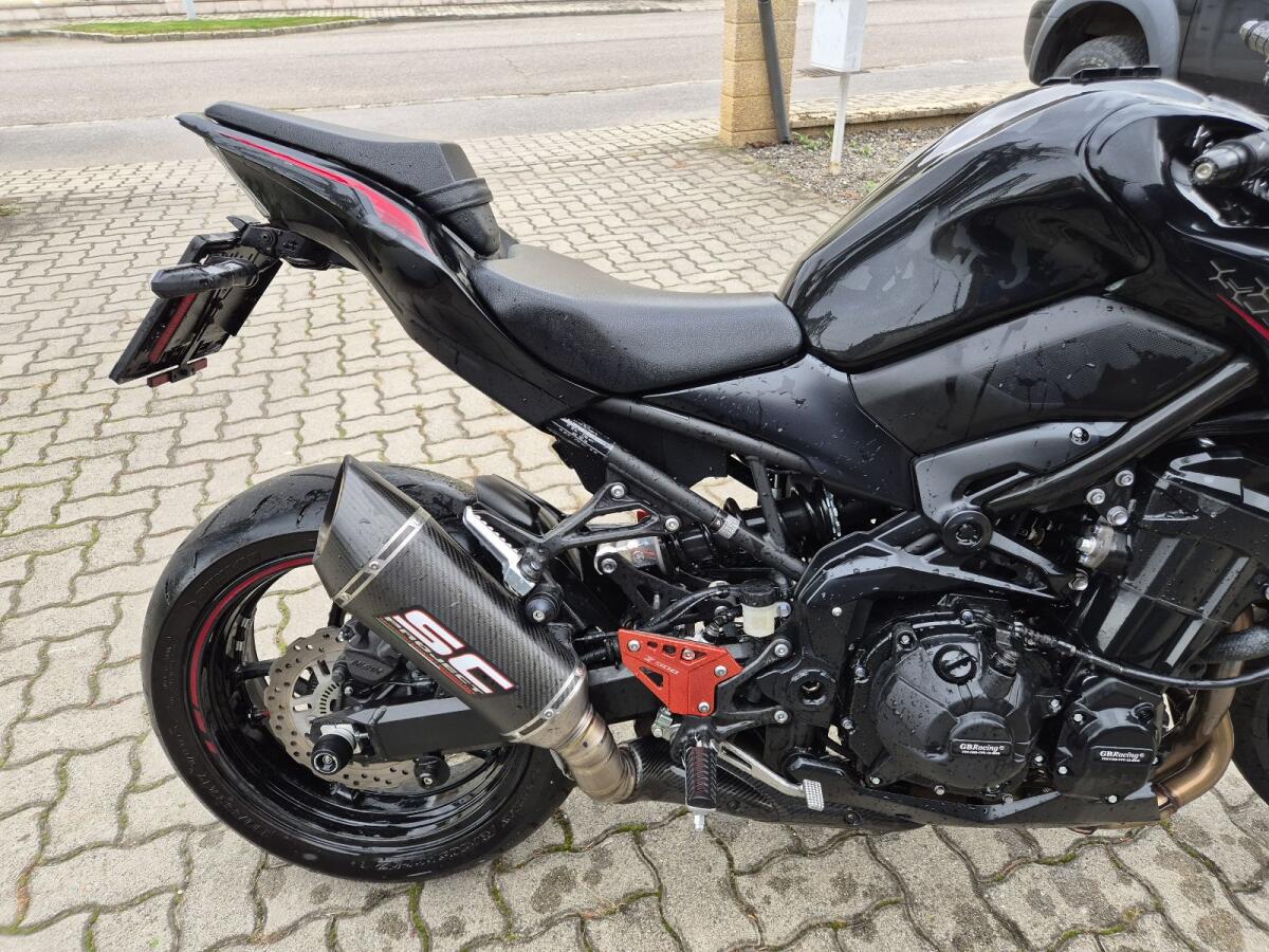Kawasaki Z900 3