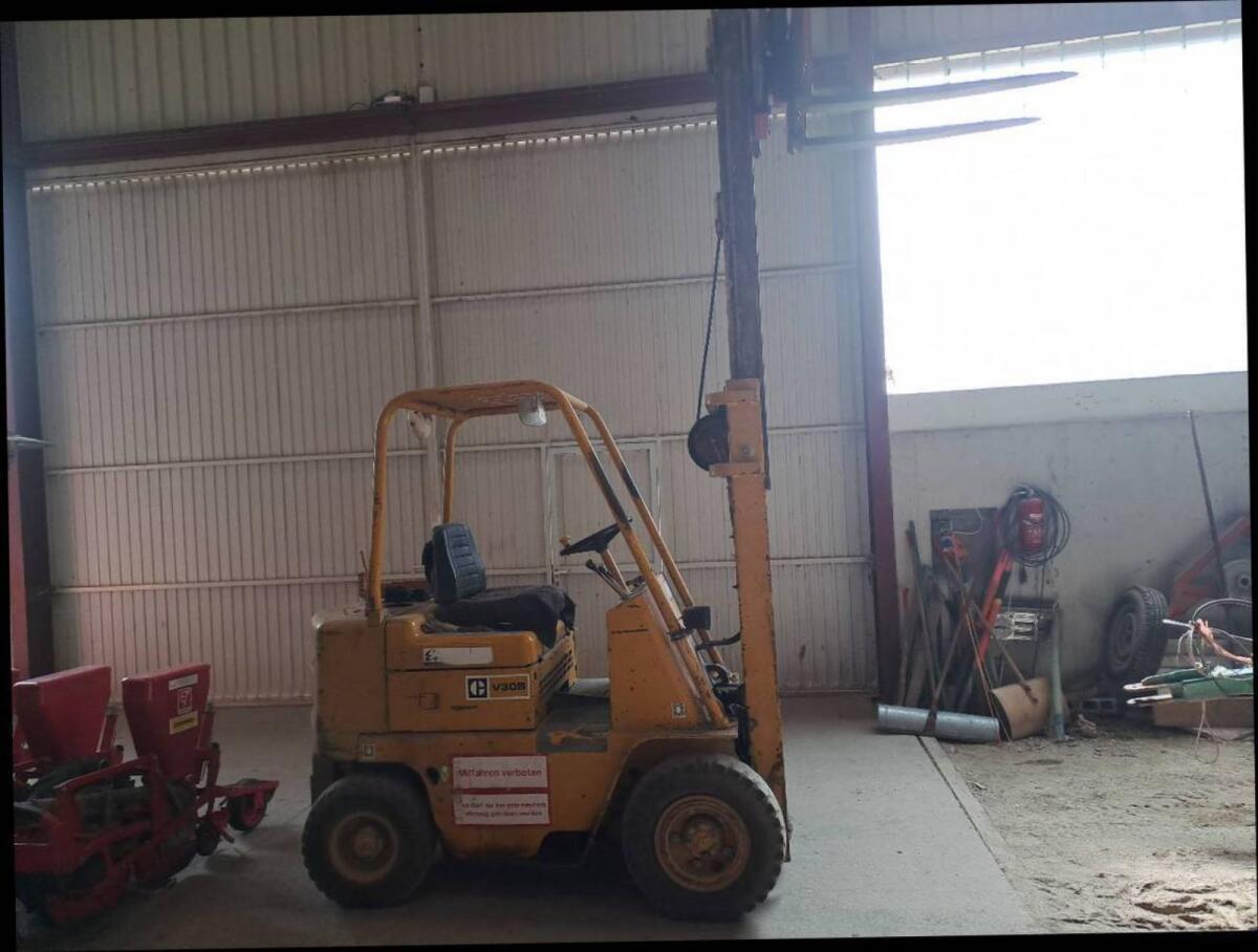 Cat Stapler V30B 2