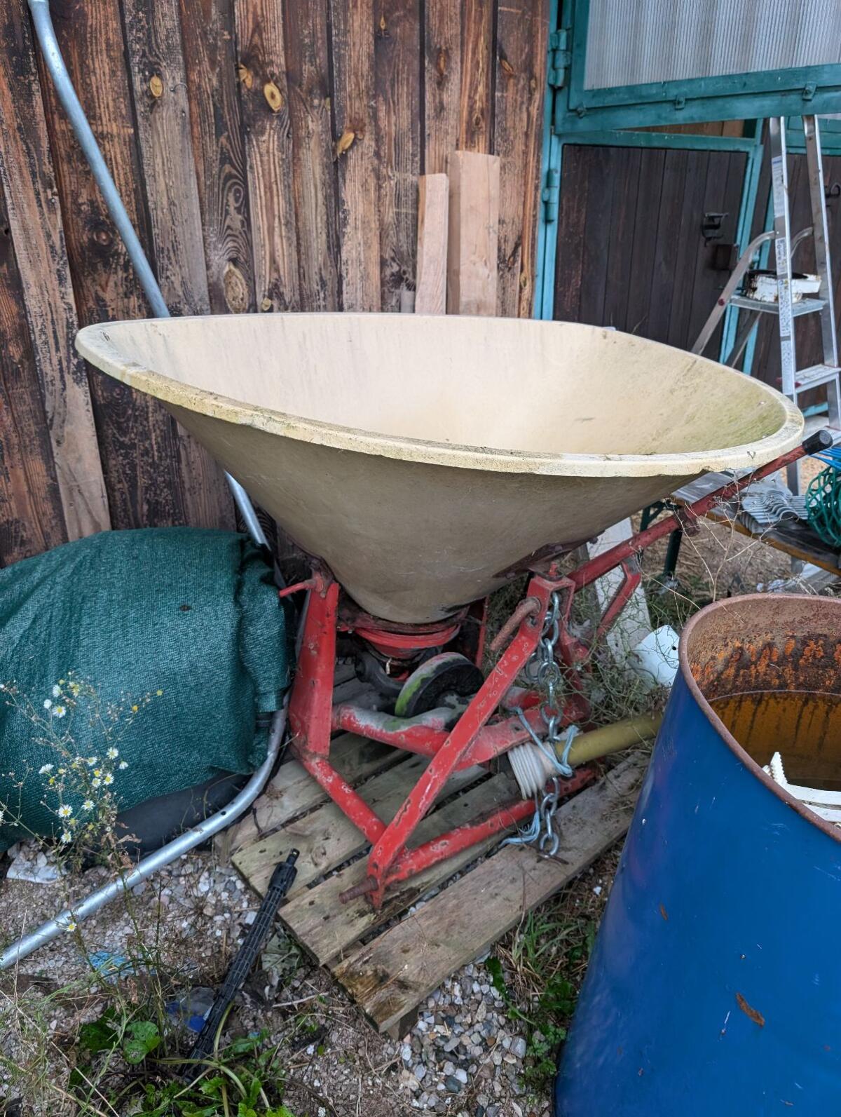 Düngerstreuer Vicon 1