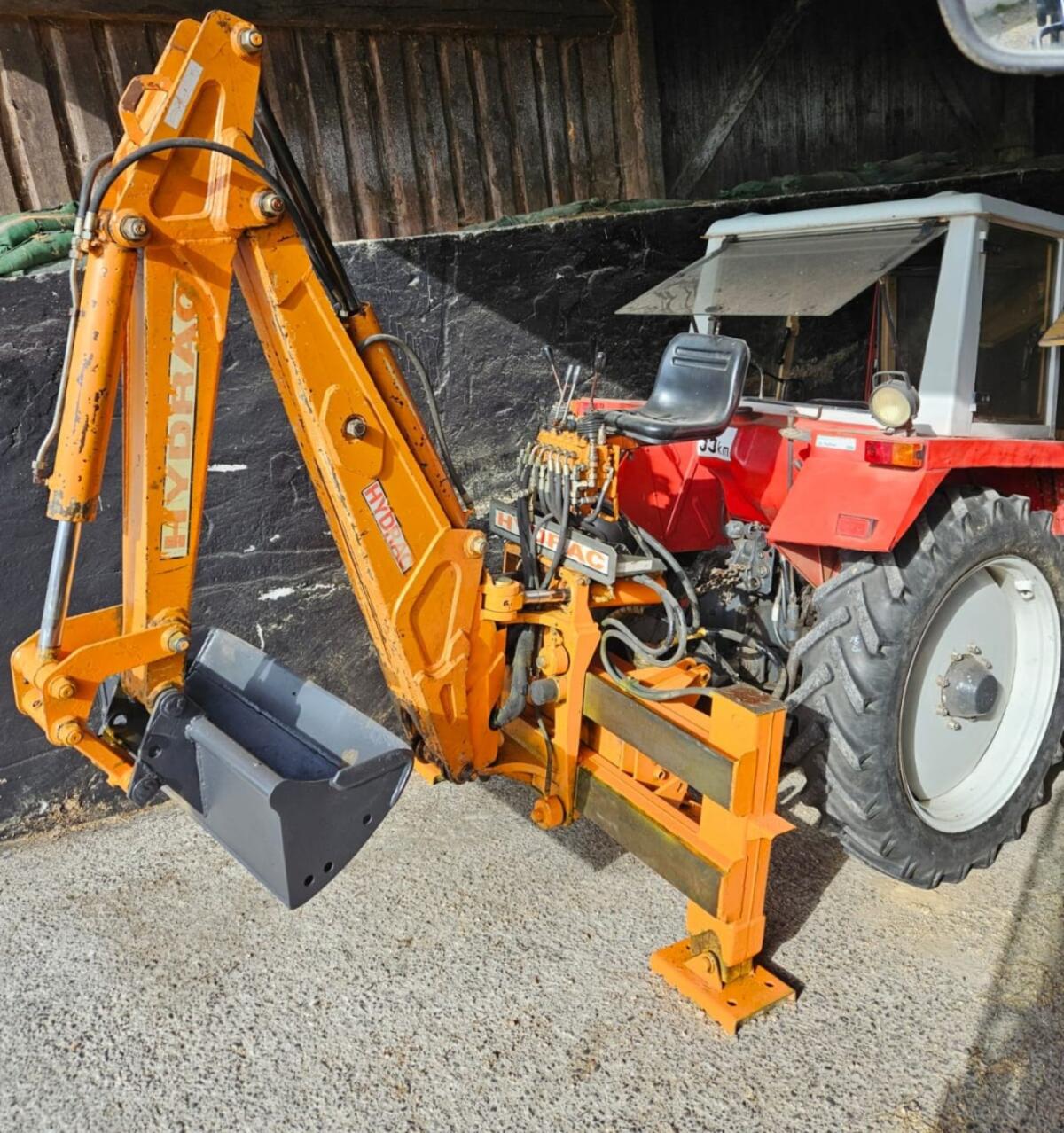 Hydrac Standard Profi Heckbagger 1