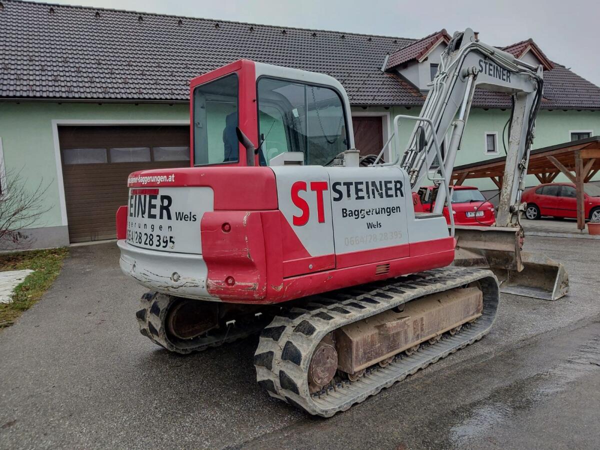 Bagger Takeuchi 7t 3