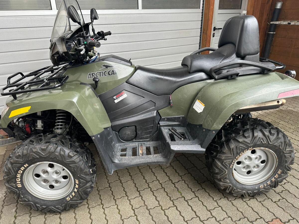 Quad Arctic Cat - 700 EFI TRV 1