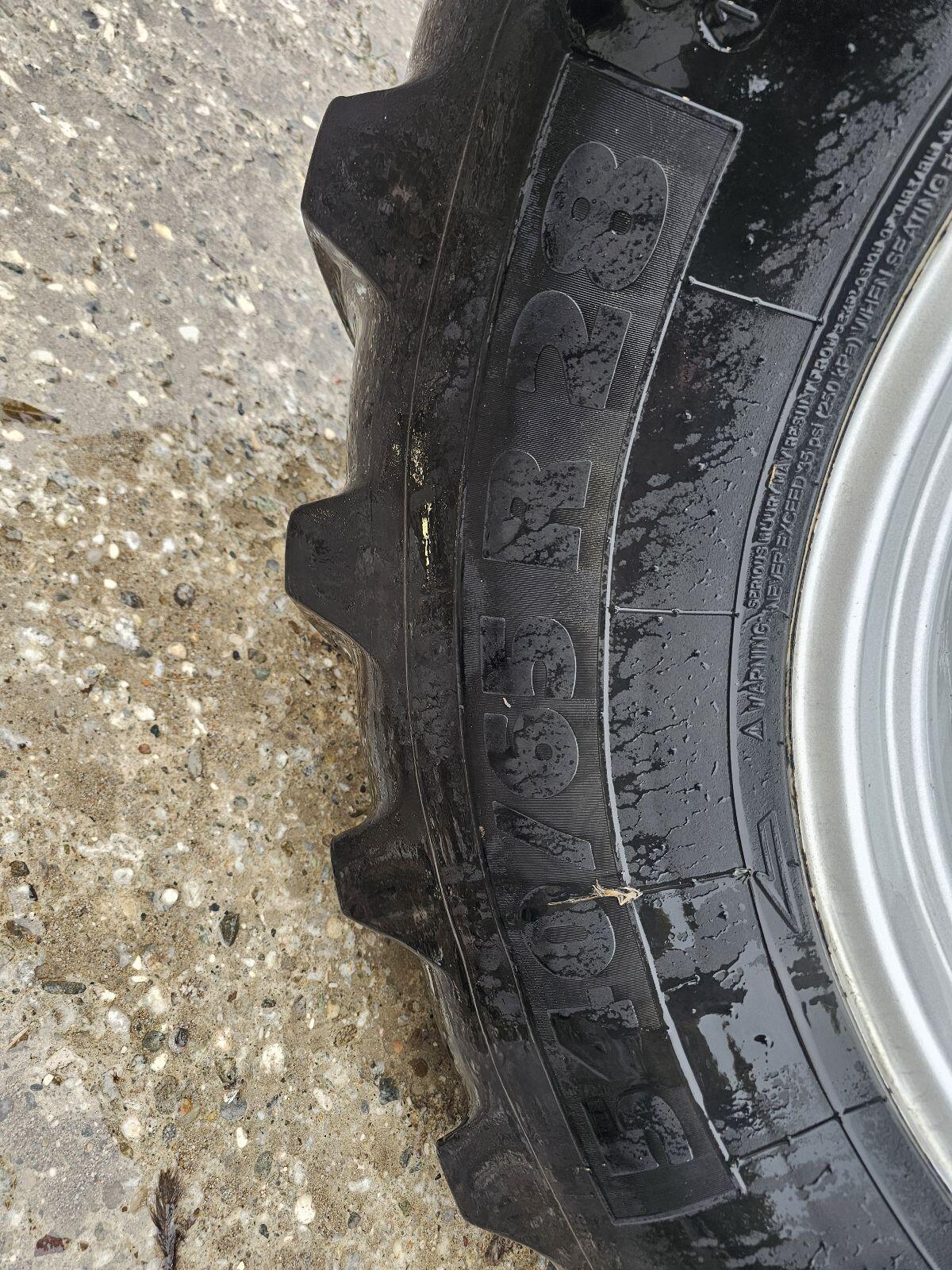 Reifen Räder Felgen Michelin 540/65 R28 2