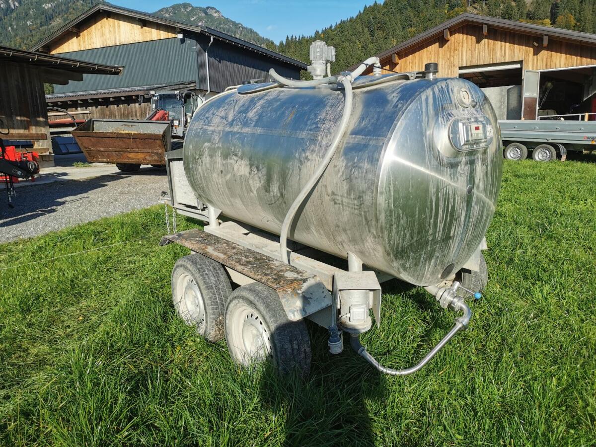Milchtank 2