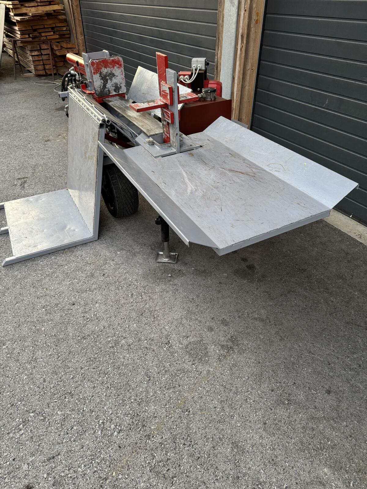 Holzspalter 3