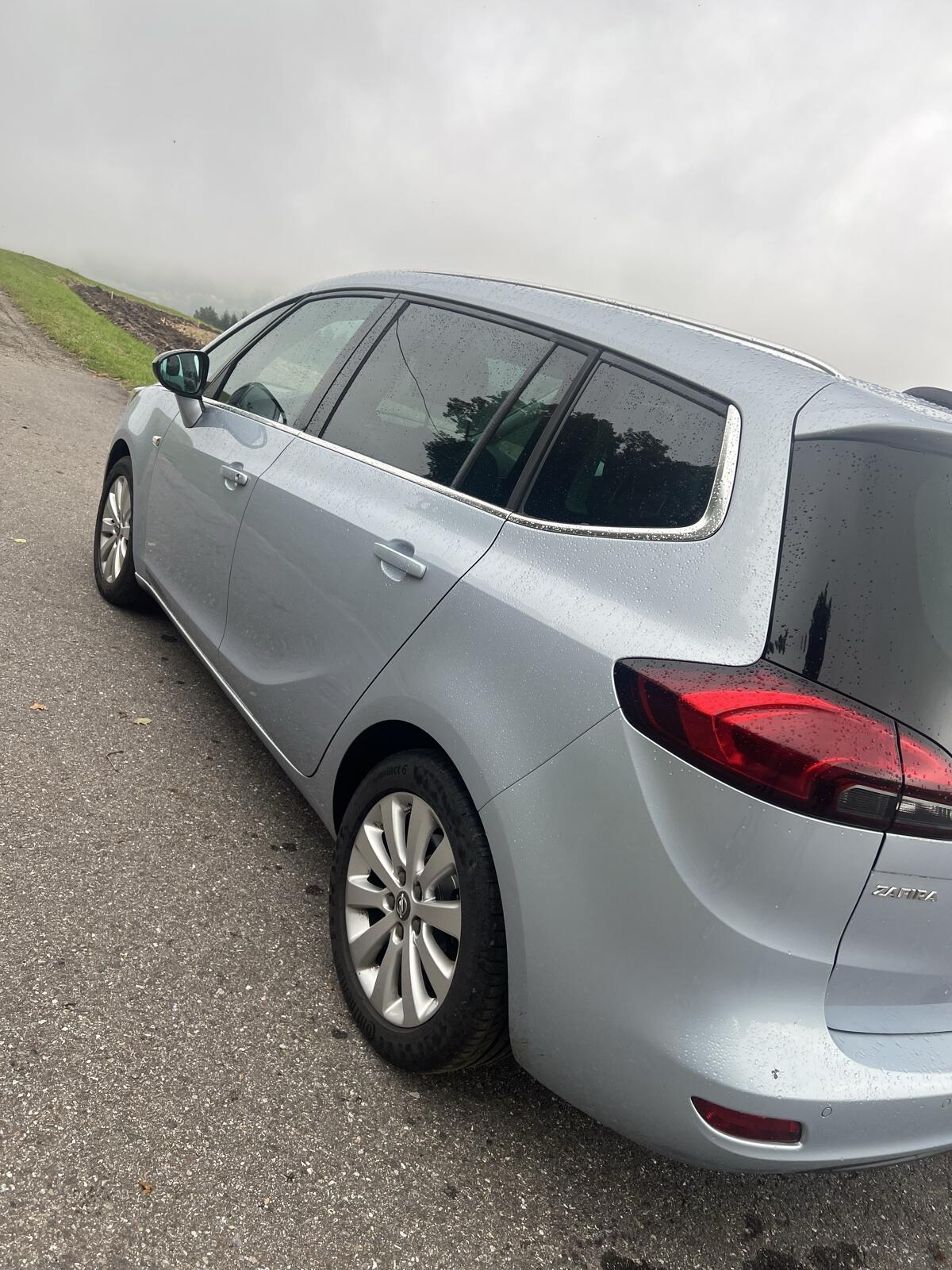 Opel Zafira Innovation, 1. Besitz, 7-Sitzer, Anhängerkupplung 3