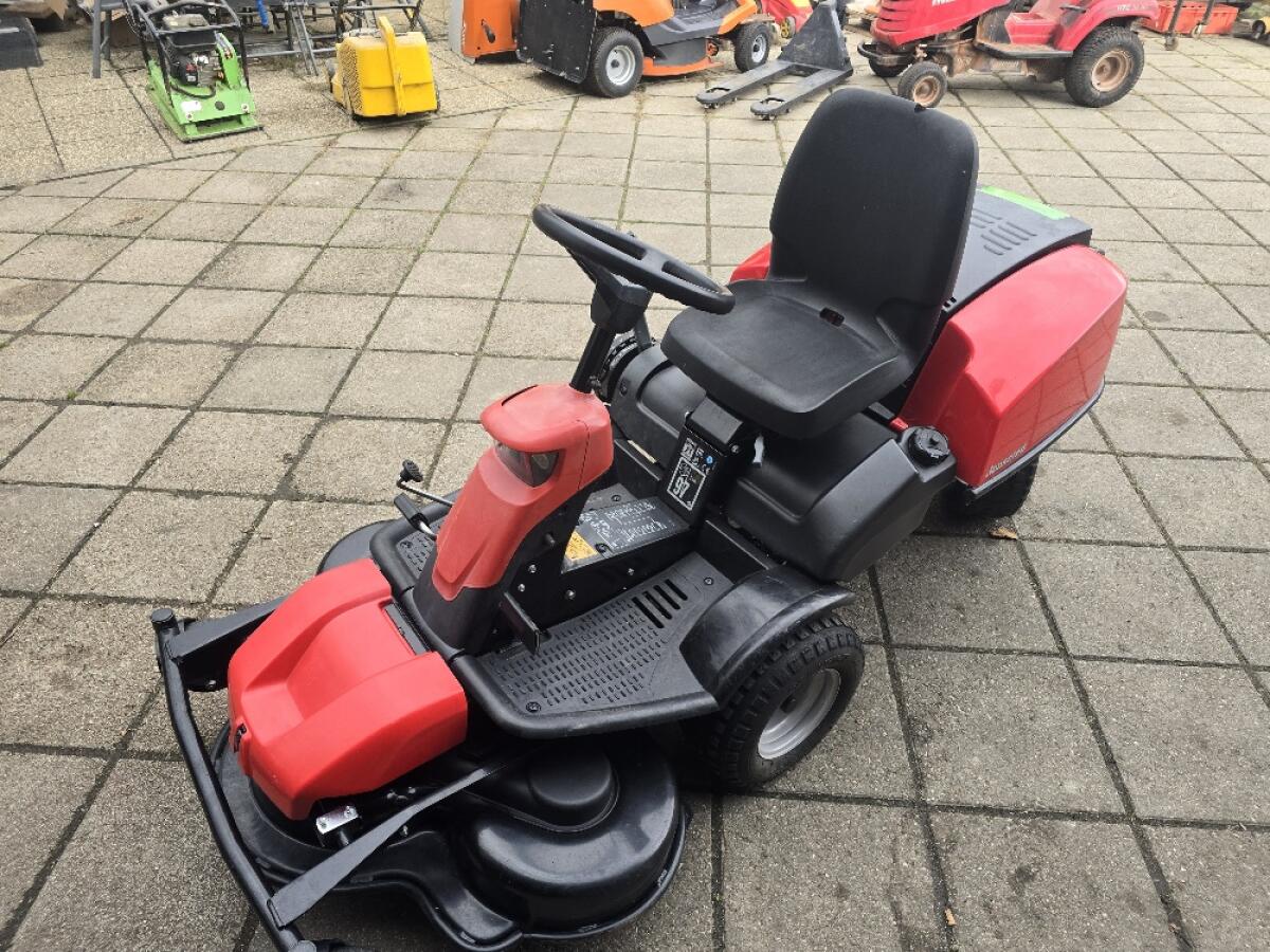 JONSERED Rasentraktor Rider FR 2318 FA2 4x4 Kawasaki 1