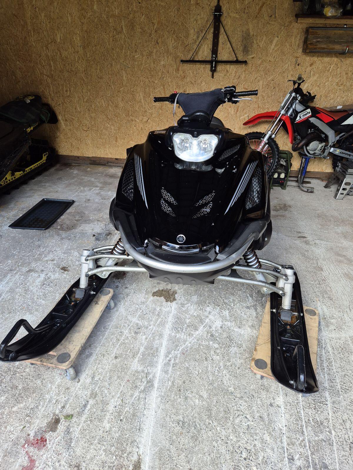 Yamaha Schneemobil Skidoo VK10D 2