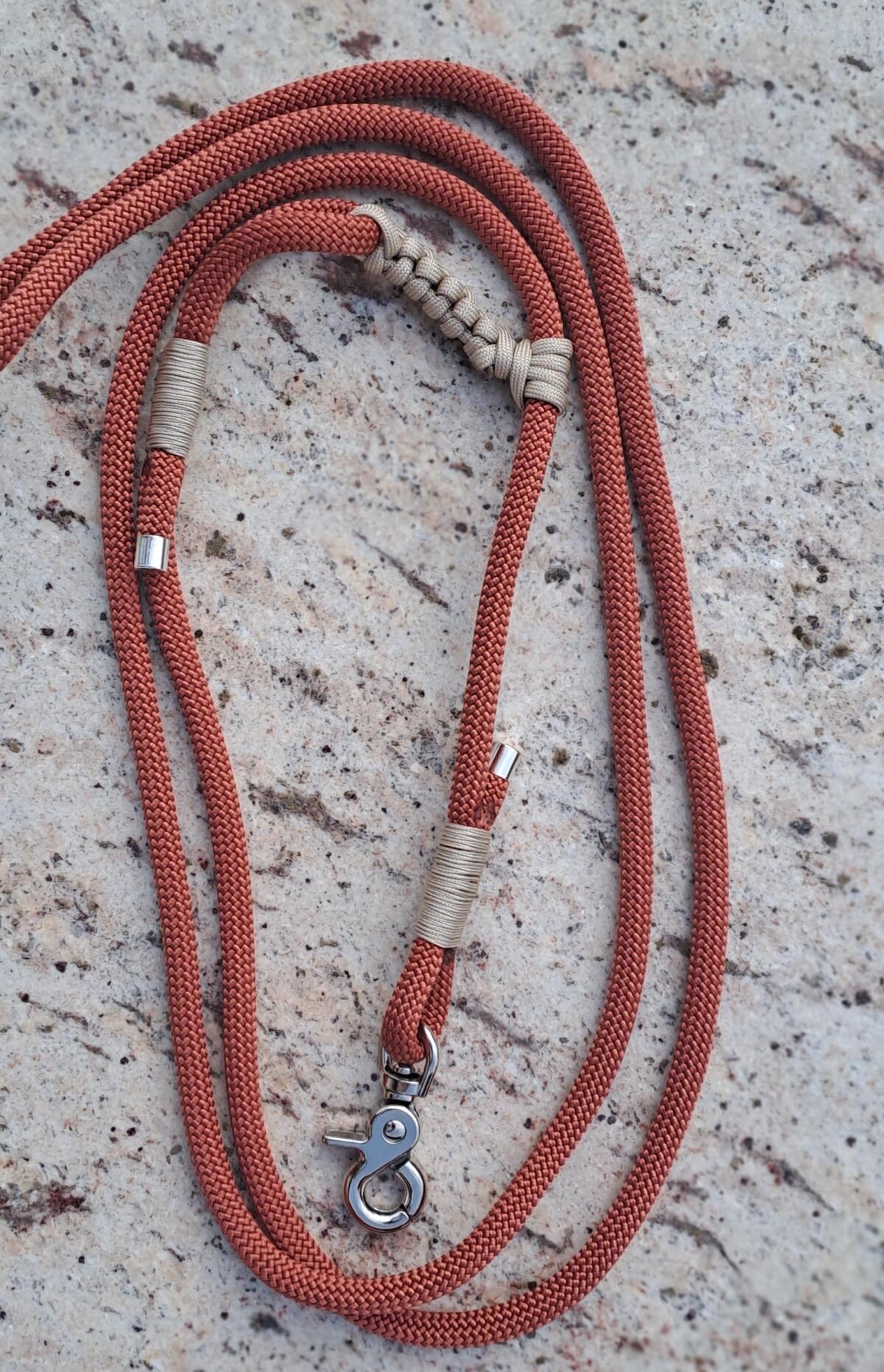 Hundeleinen verstellbar von 120 cm bis 220 cm 1