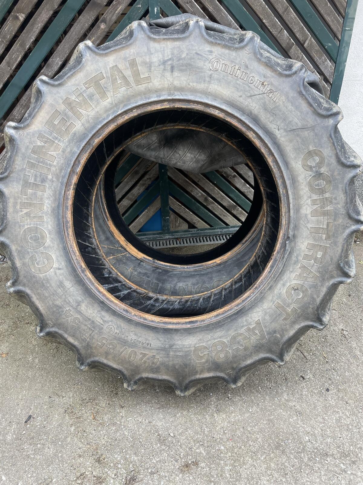 420/85R34 (16.9R34) Continental 1