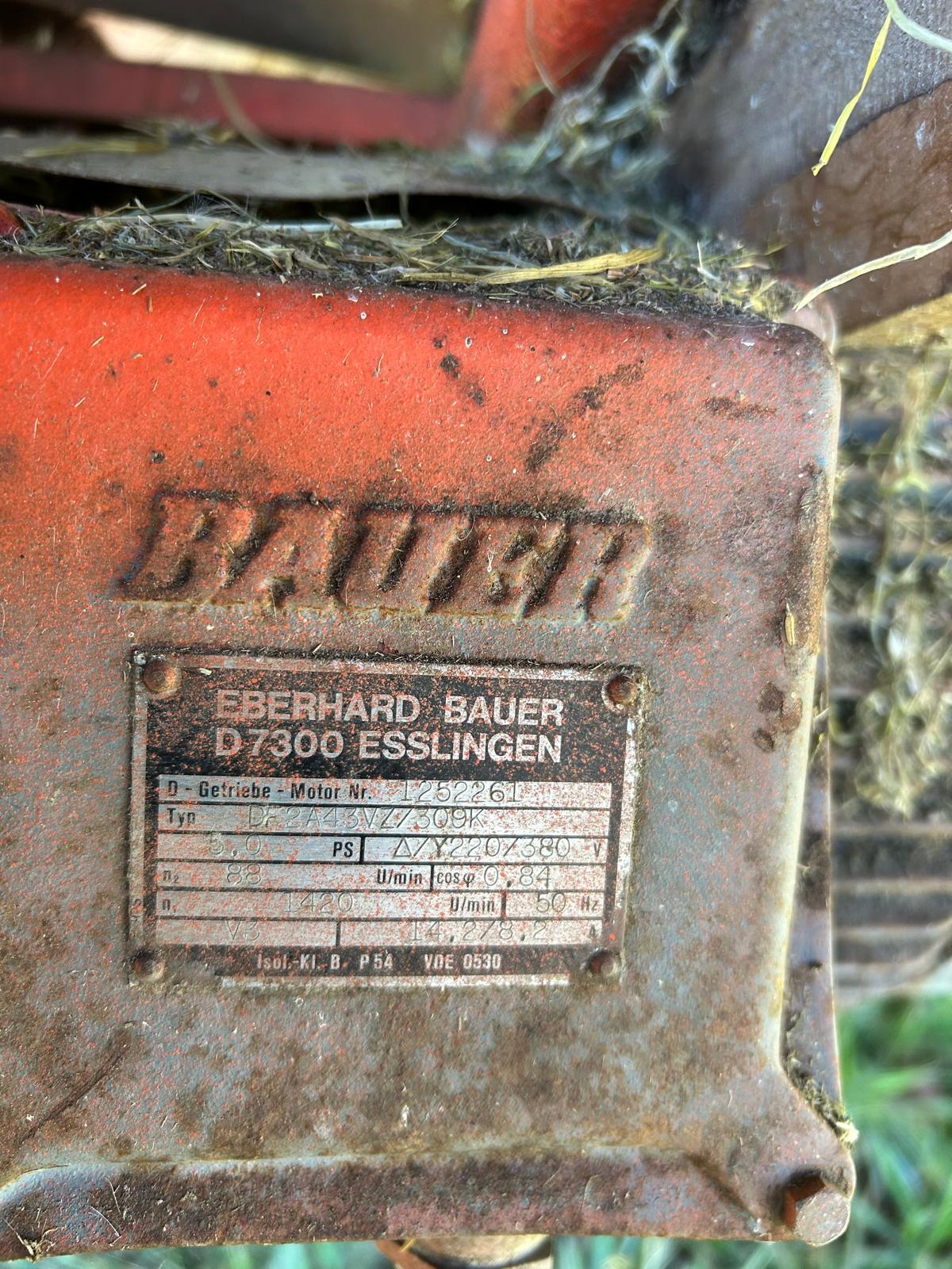 Höhenförderer (Ladewagen) / Brennholzförderer/ Bauförderer 3