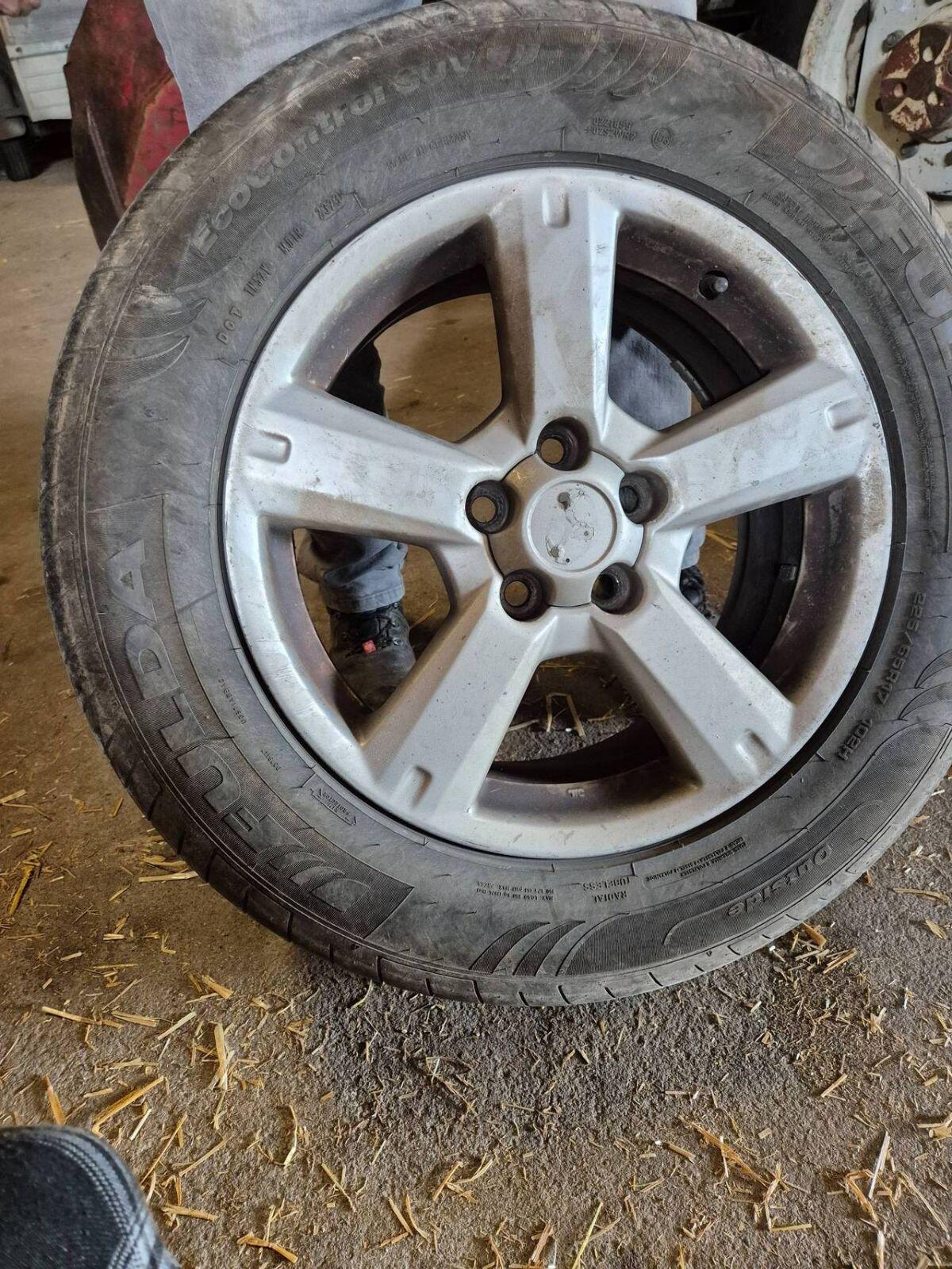 Autoreifen für Toyota RAV4 2