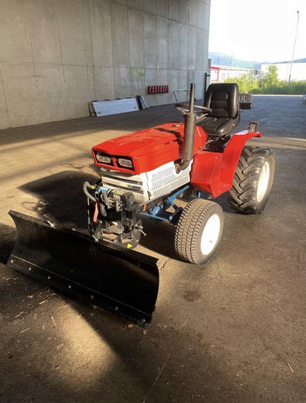 Rasenmähertraktor Kubota 2