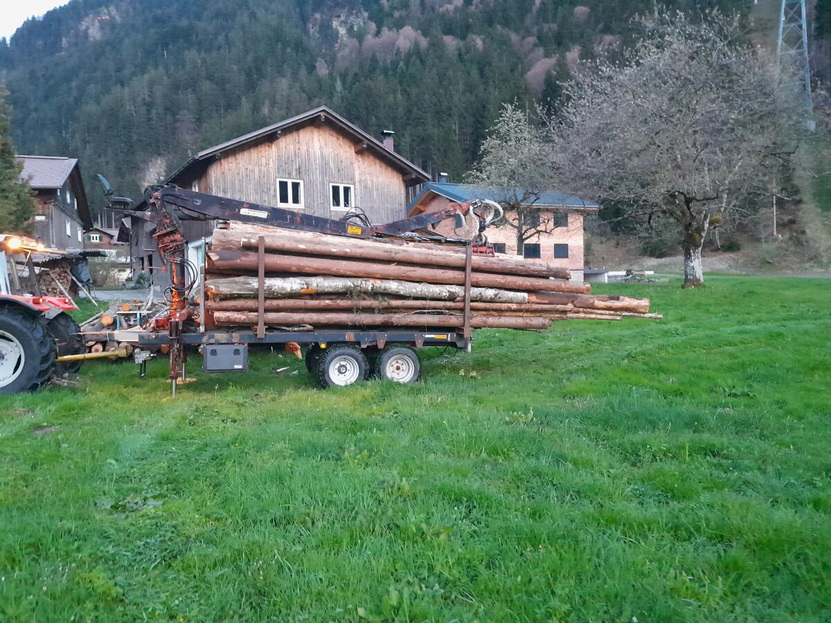 Forstanhänger mit Hiab 560Z Kran 2