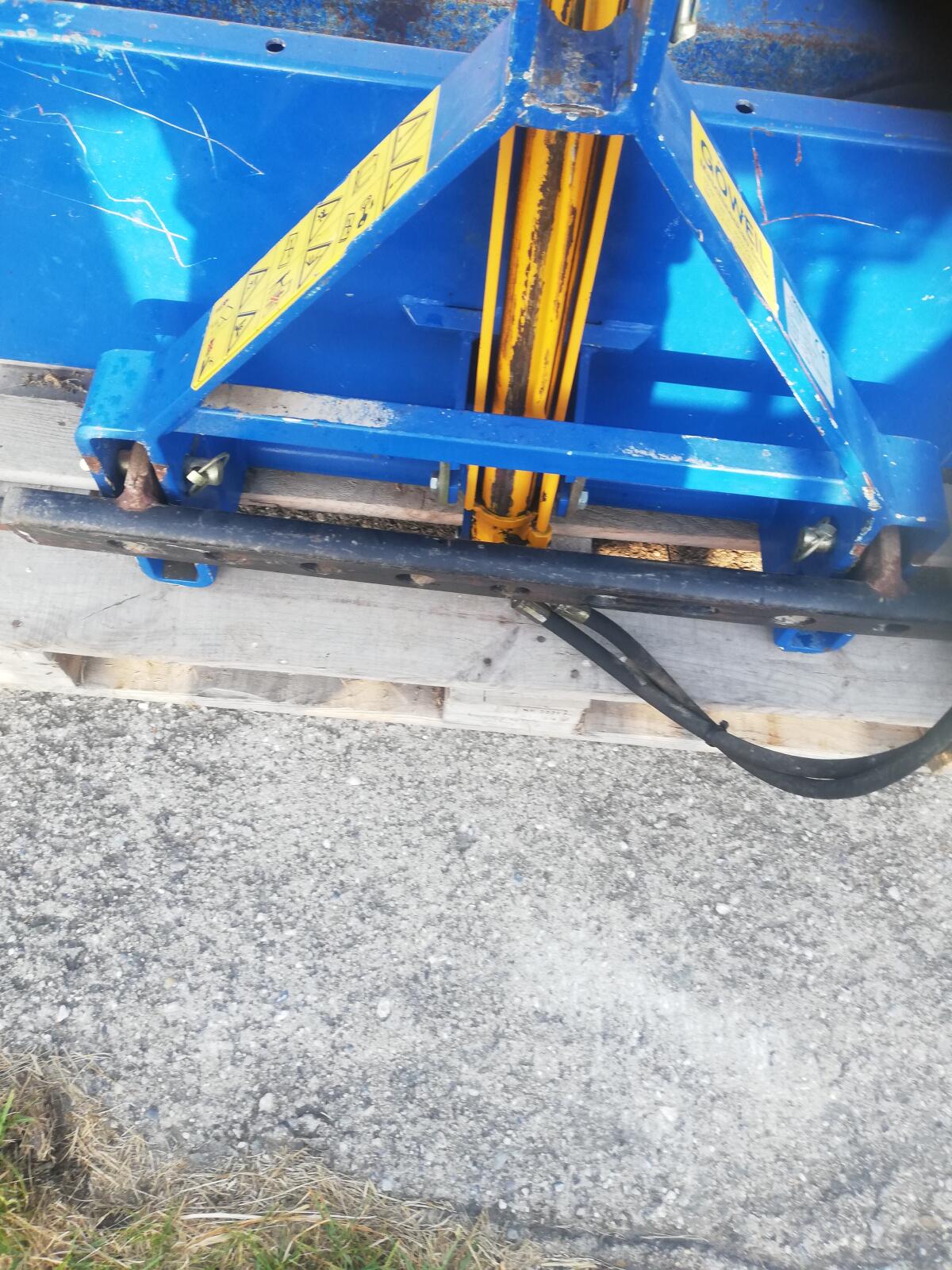 Göweil Kippschaufel 3