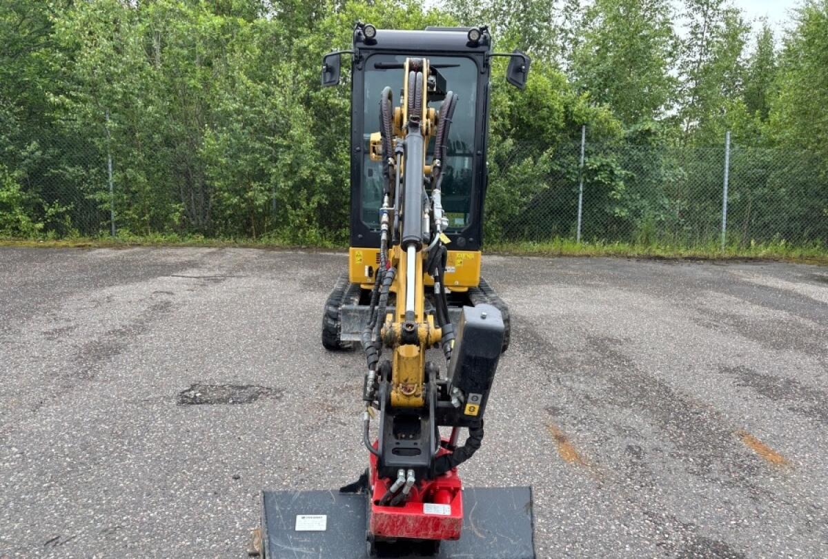 CAT 301.8 Minibagger 2
