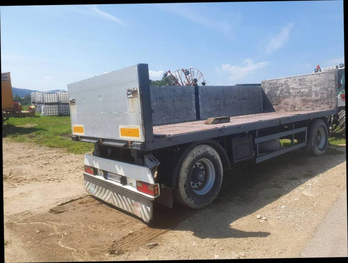 Lkw Anhänger restauriert 3