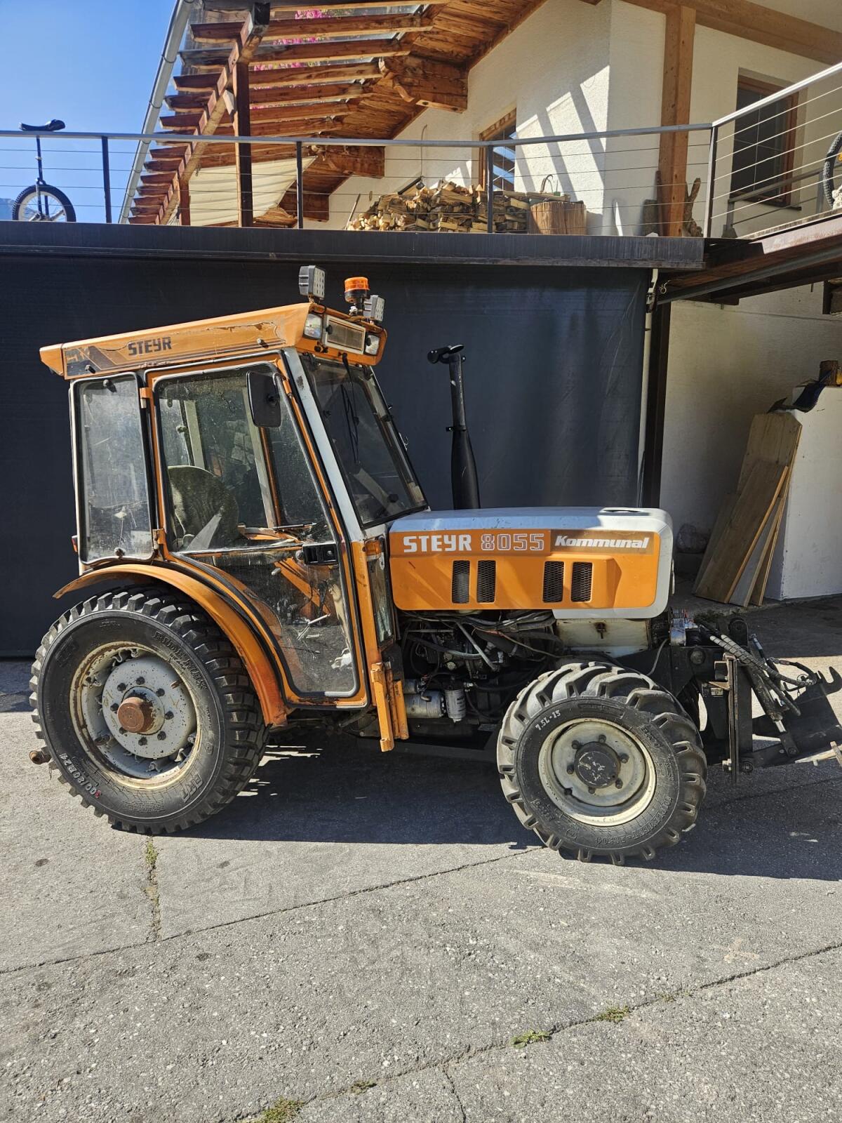 Steyr 8055 3
