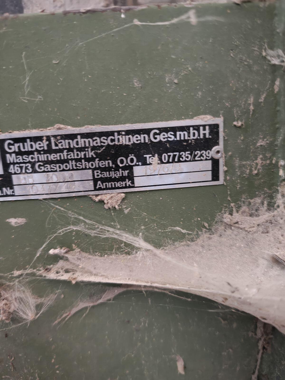 Gruber GB 2000 Mühle, Gosse und Waage 3
