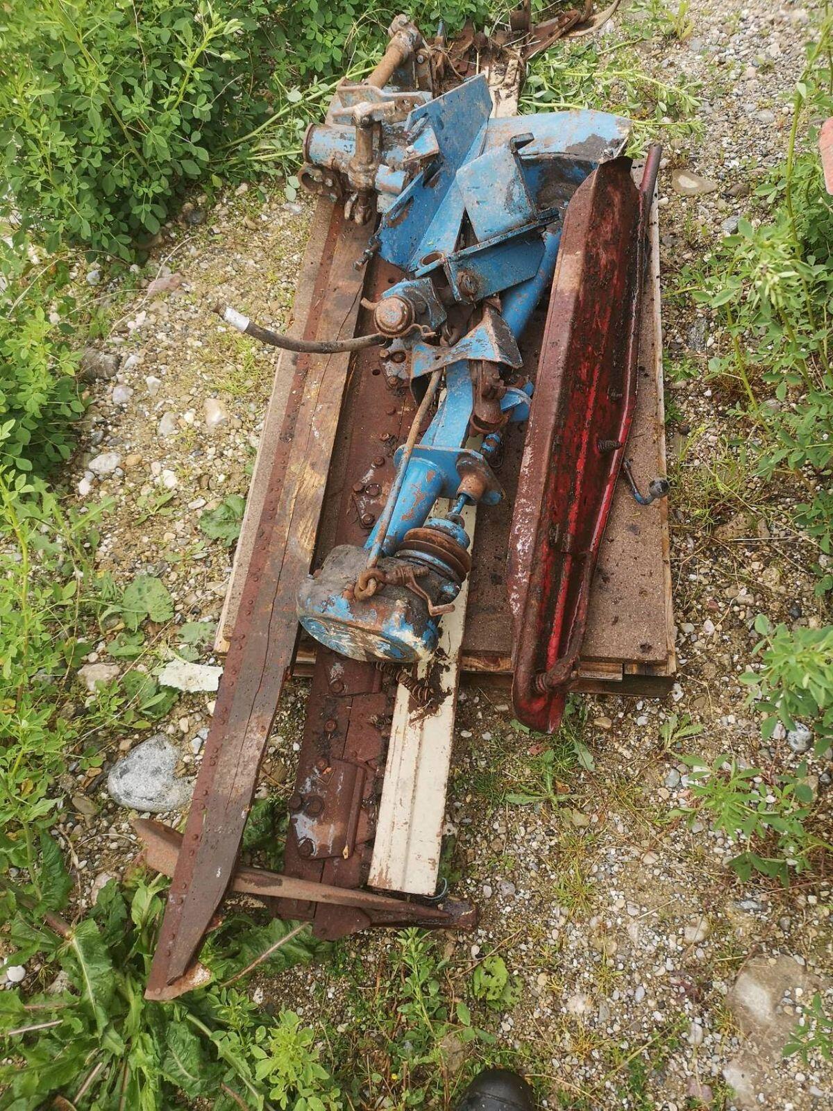 Ford 2000 Mähbalken 1