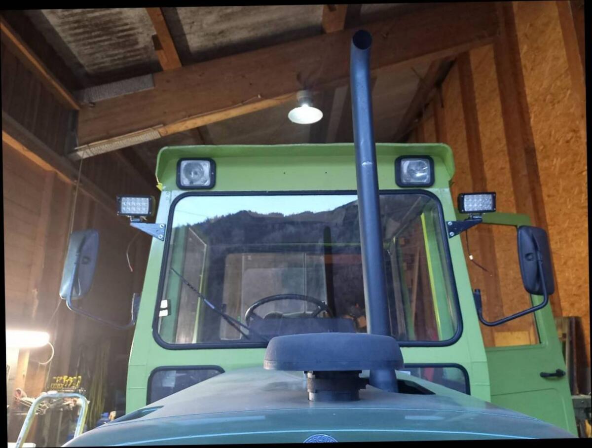 MB Trac 900 3