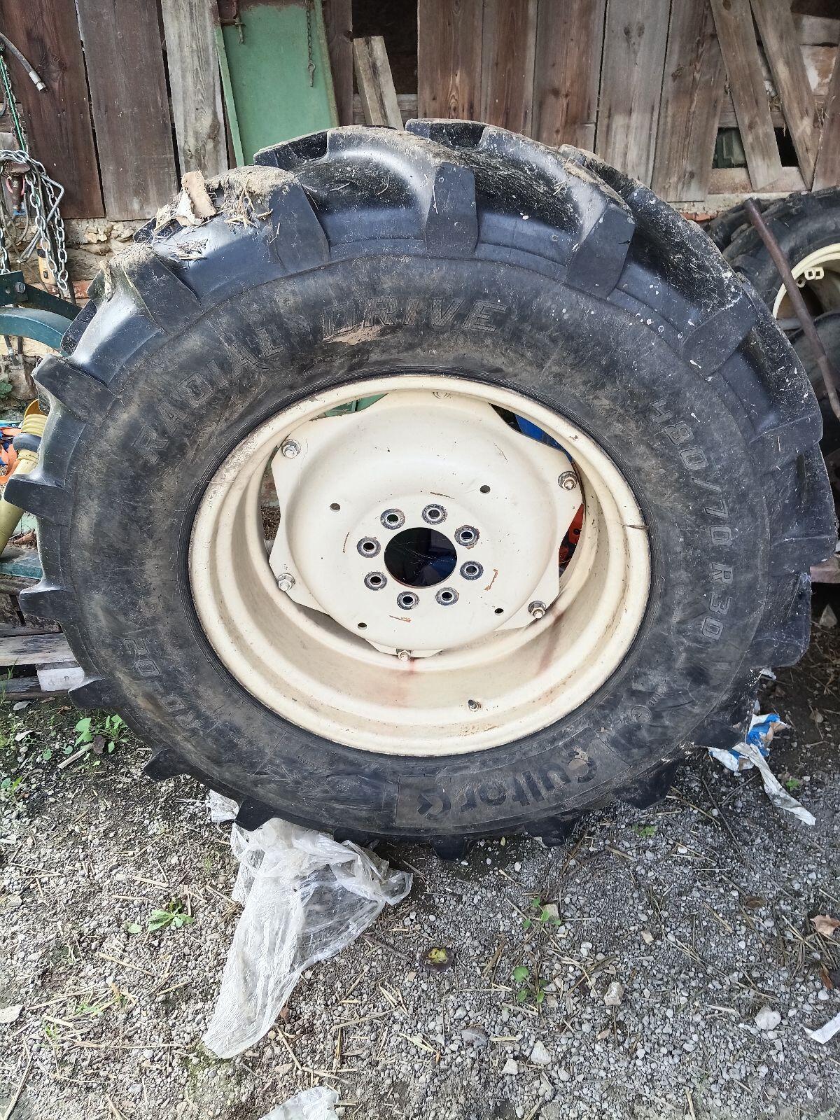 Bereifung mit Felgen für Lamborghini 674-70 1