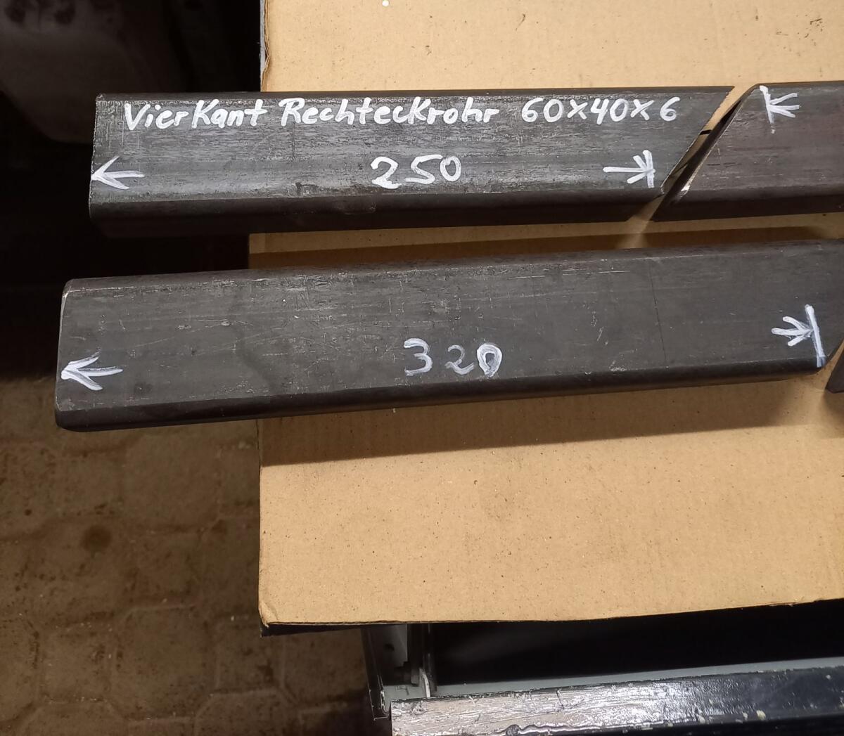 Reste Rechteckrohre 60x40x6 2